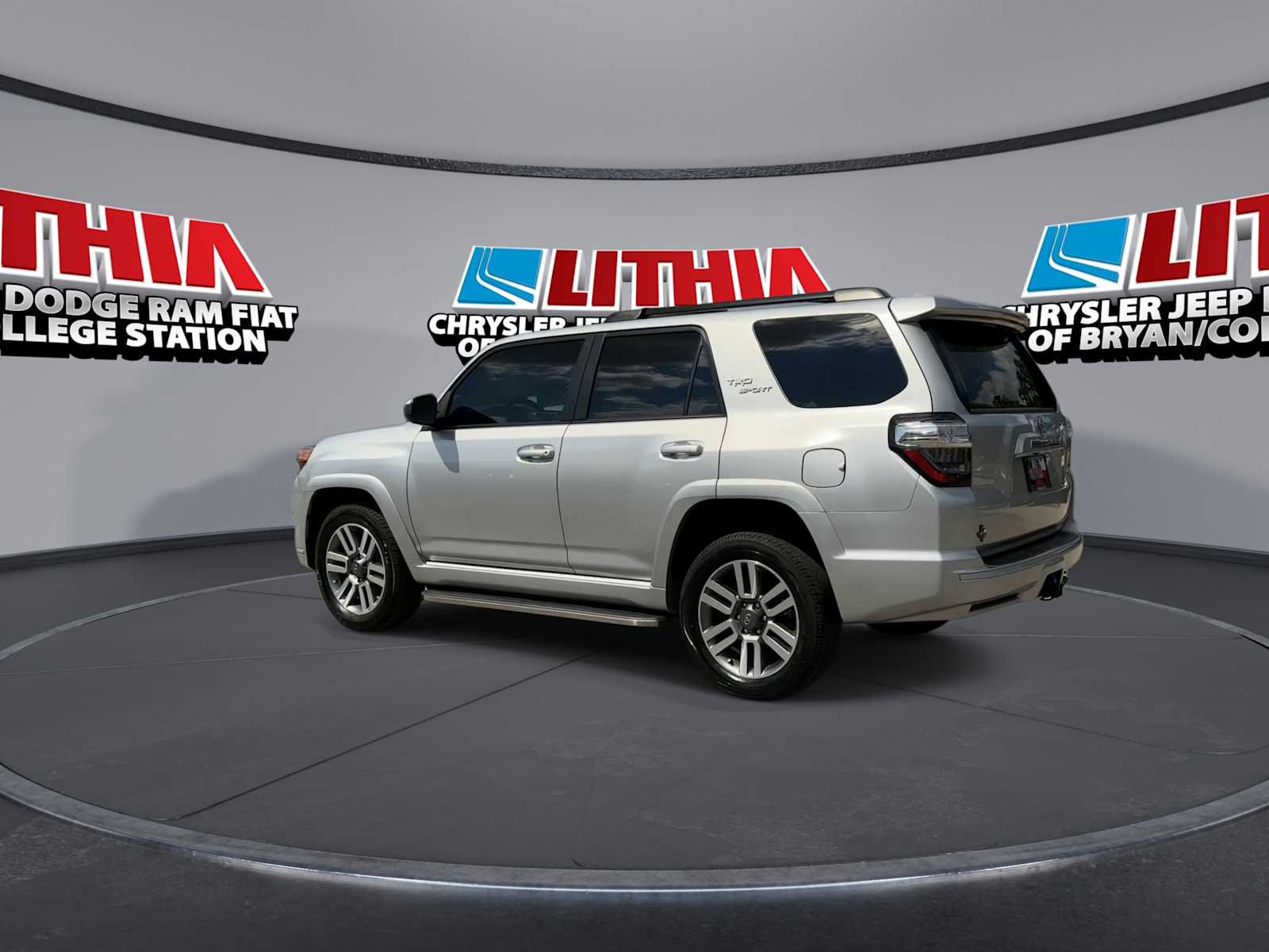 Thumbnail: 2023 Toyota 4Runner - 6