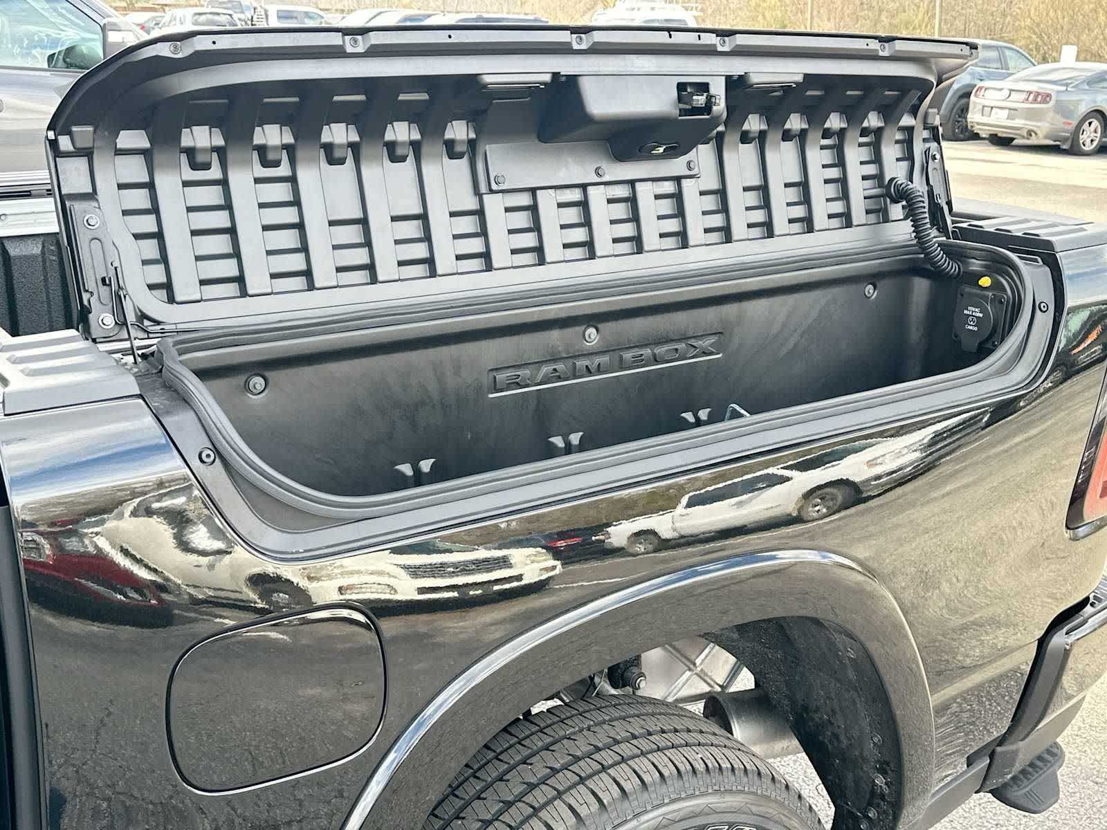 Thumbnail: 2026 RAM 1500 - 28