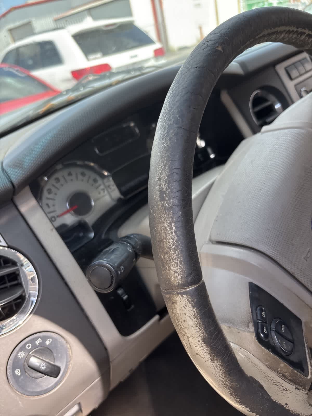 2014 Ford Expedition EL XLT photo 3