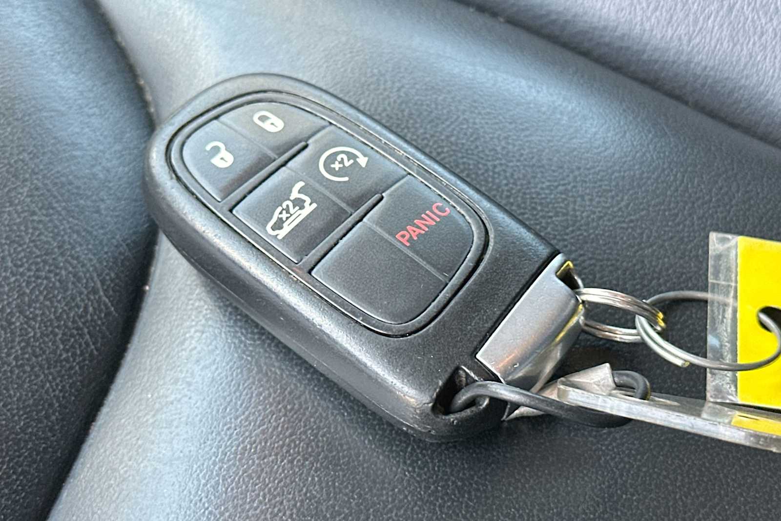 Thumbnail: 2018 Jeep Cherokee - 29