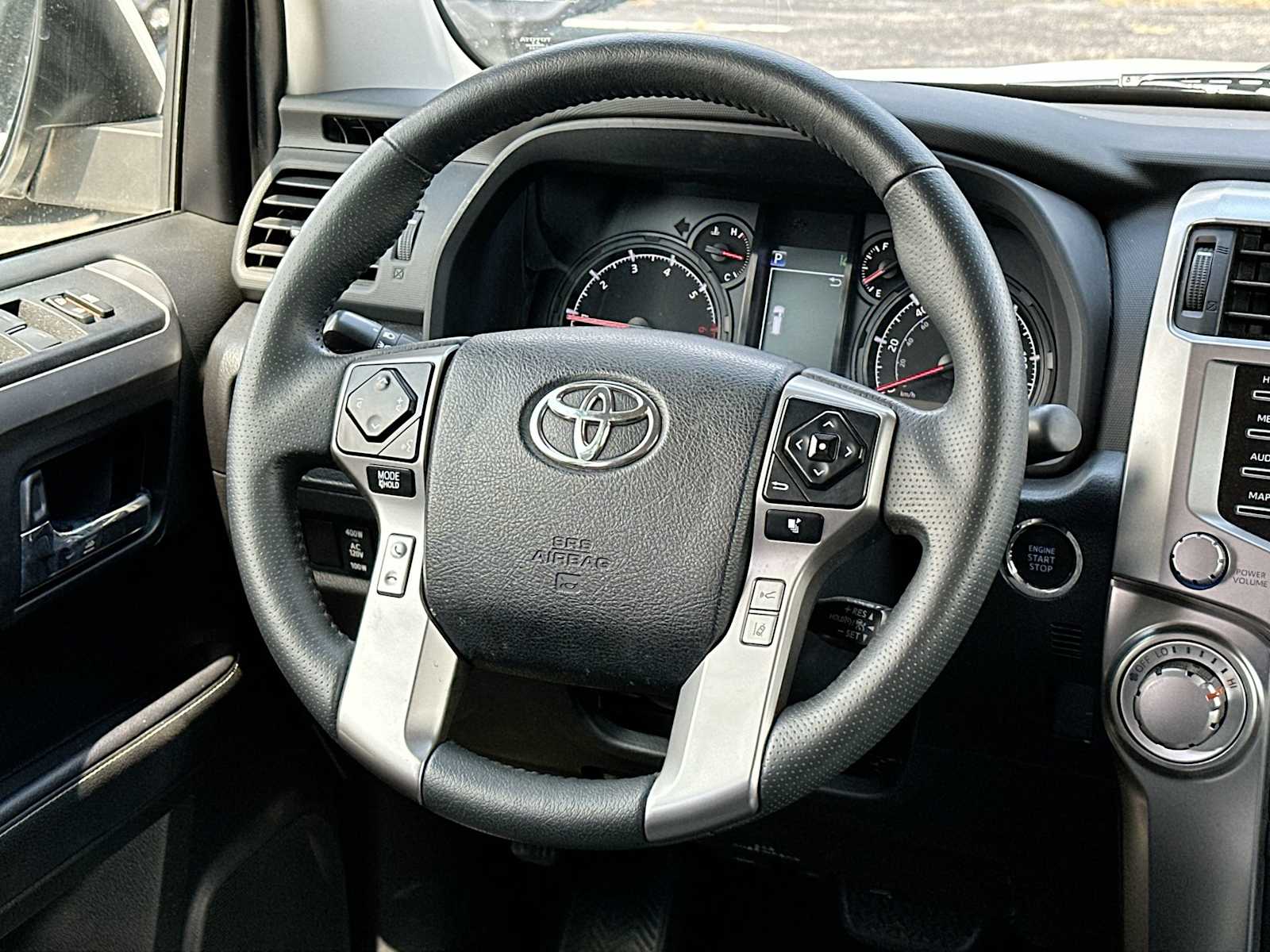 Thumbnail: 2024 Toyota 4Runner - 27