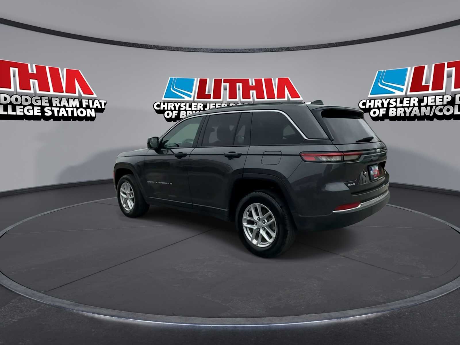 Thumbnail: 2024 Jeep Grand Cherokee - 6