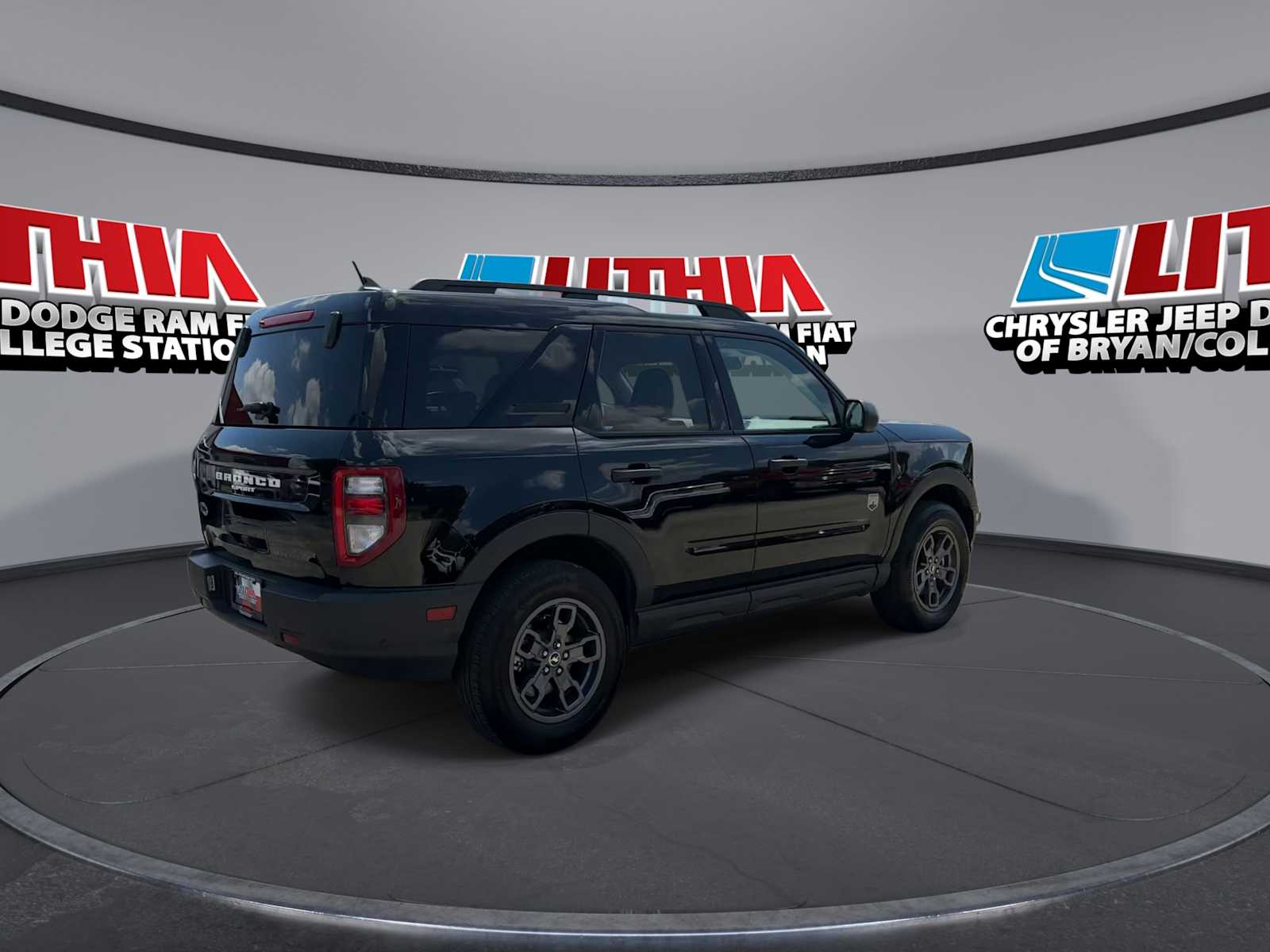 Thumbnail: 2024 Ford Bronco Sport - 8