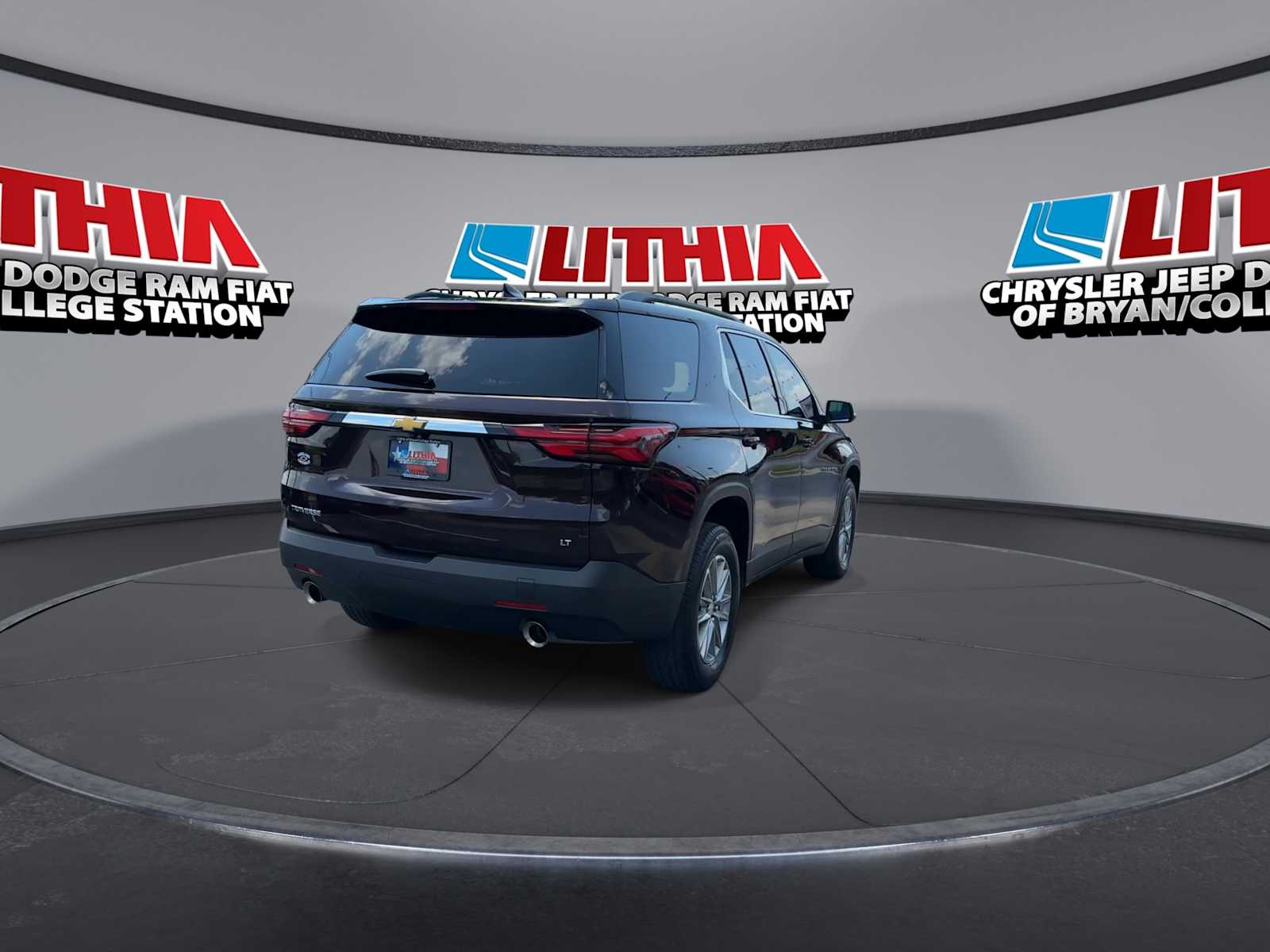 Thumbnail: 2023 Chevrolet Traverse - 7