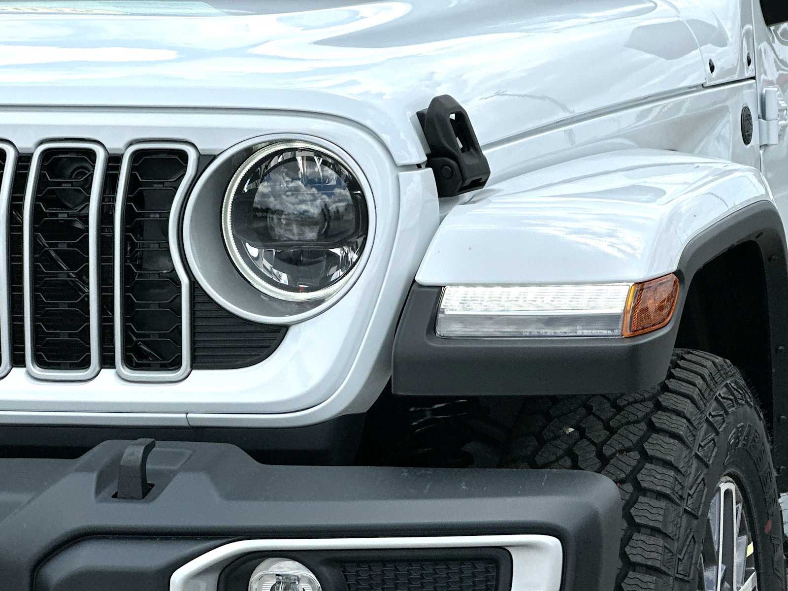 Thumbnail: 2026 Jeep Wrangler - 16