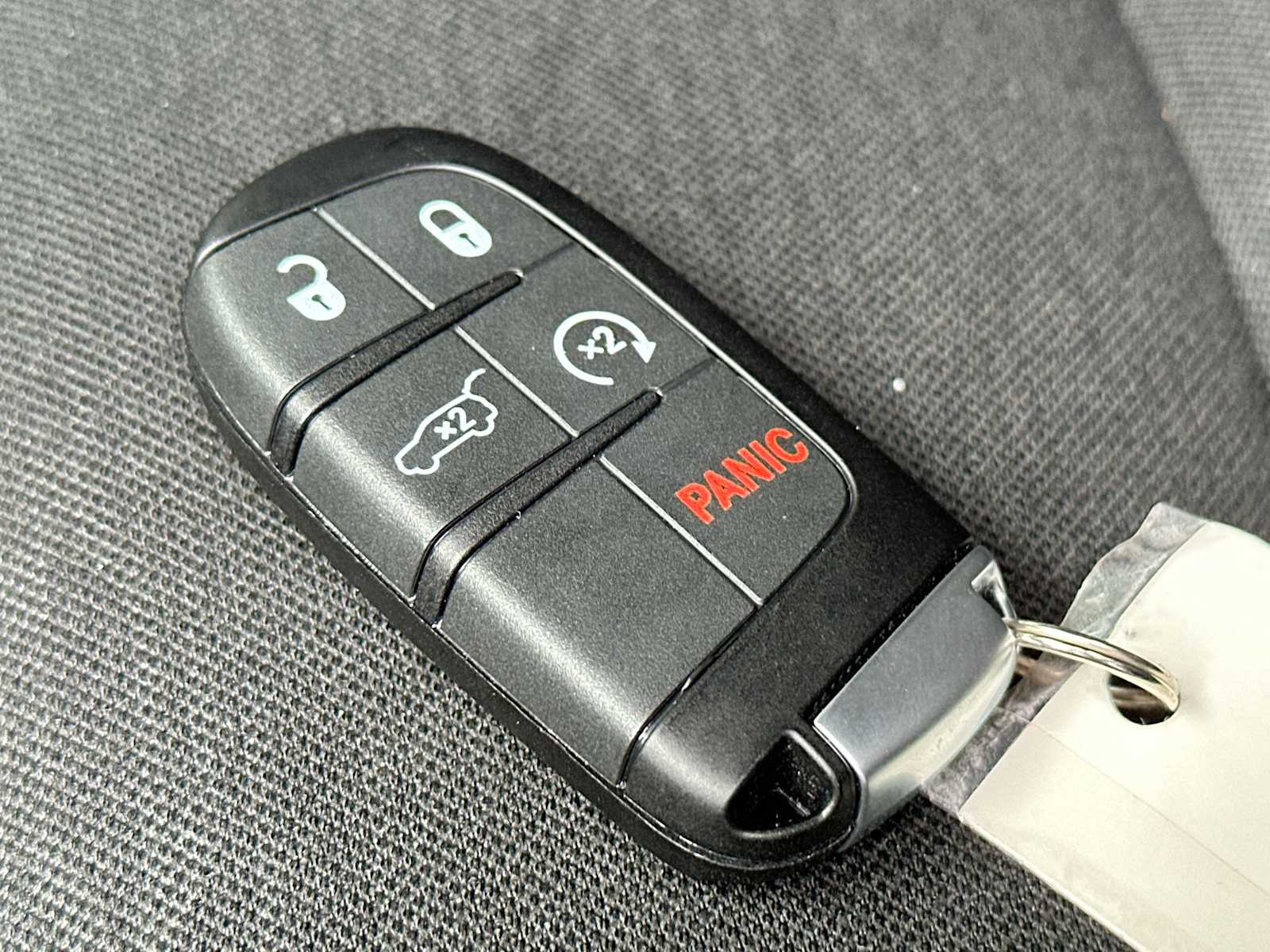 Thumbnail: 2025 Dodge Durango - 29