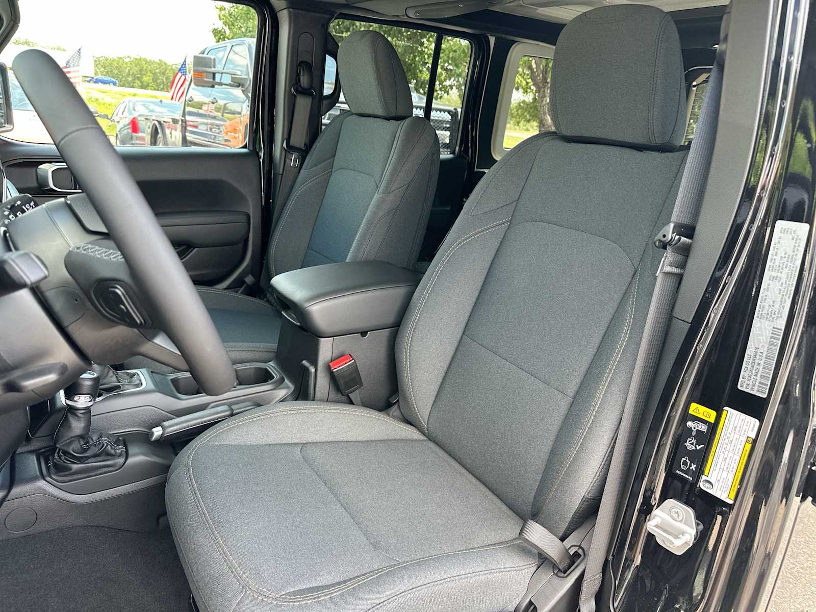 Thumbnail: 2025 Jeep Wrangler - 17