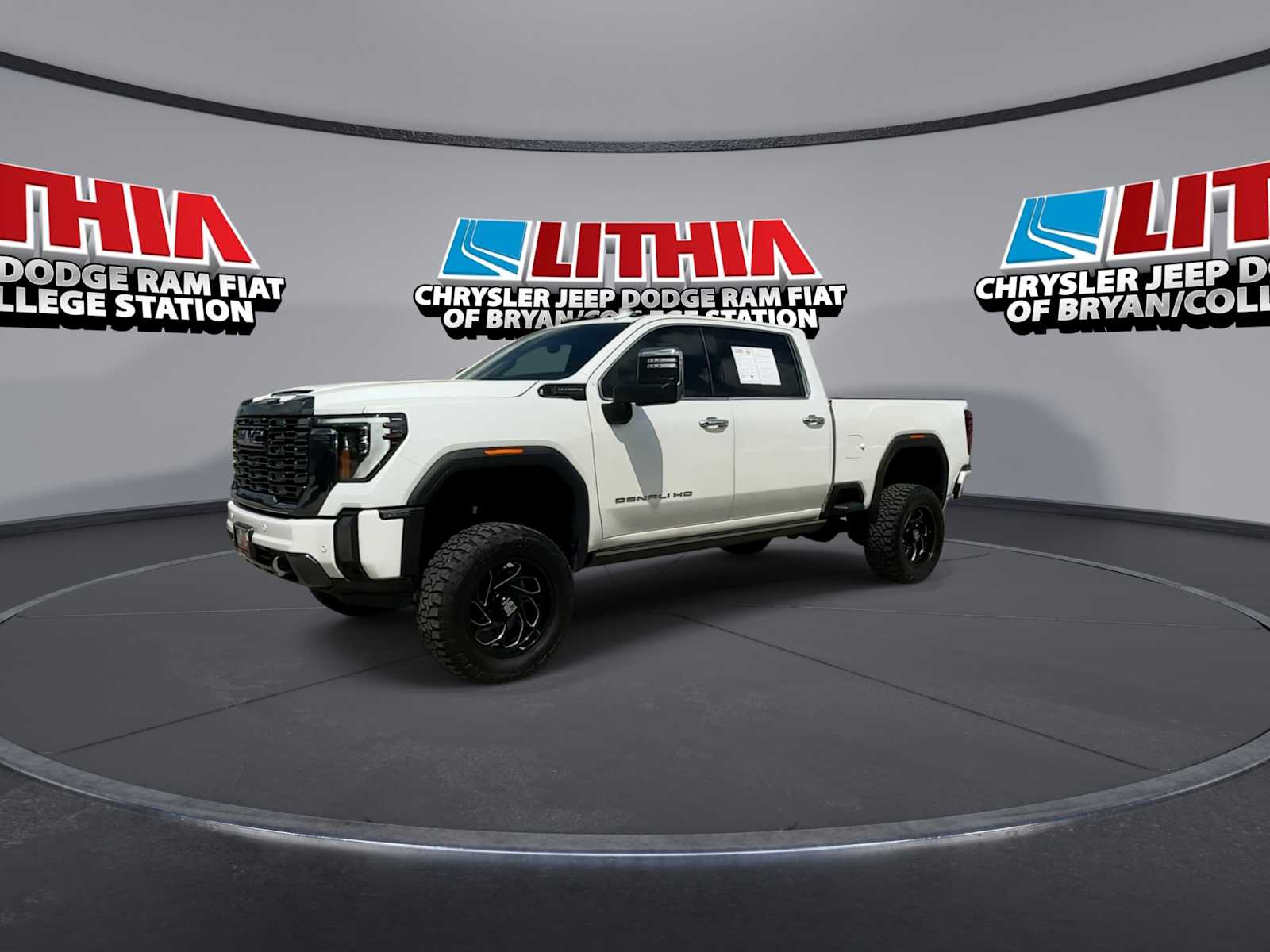 Thumbnail: 2024 GMC Sierra 2500 - 4