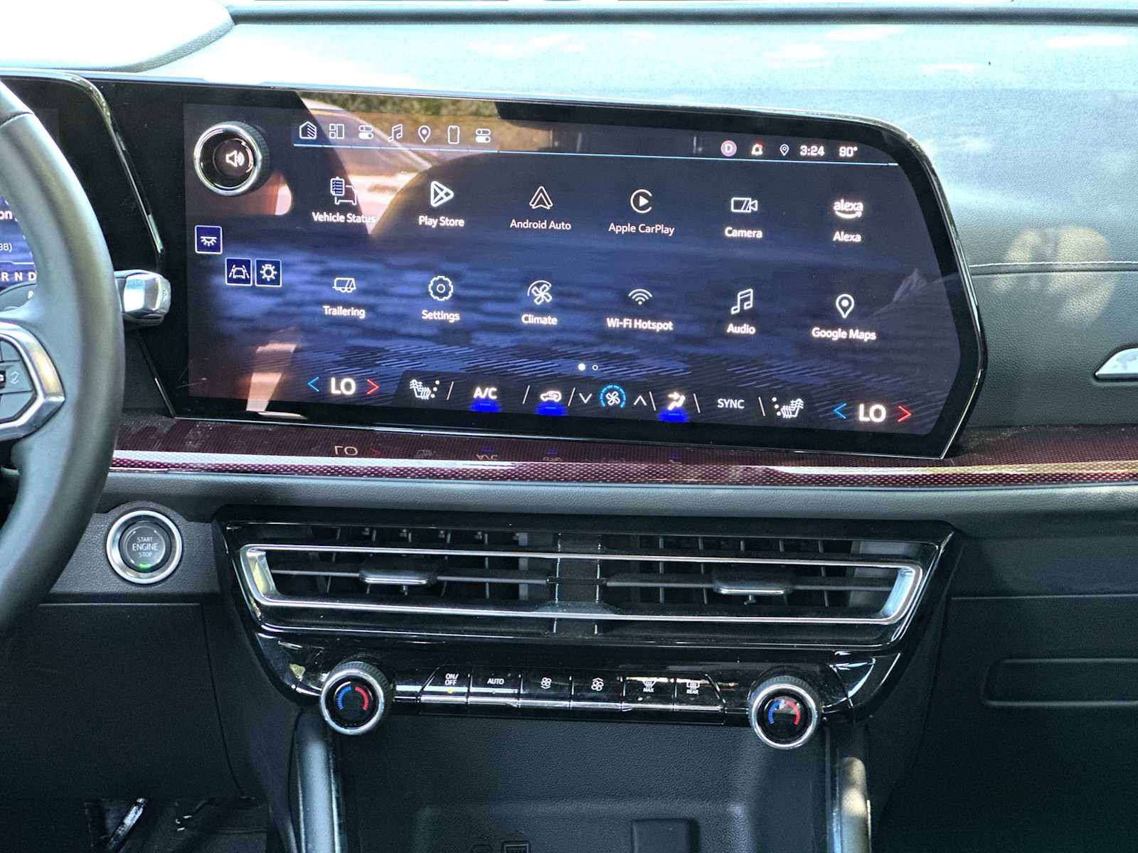 Thumbnail: 2025 Chevrolet Traverse - 26