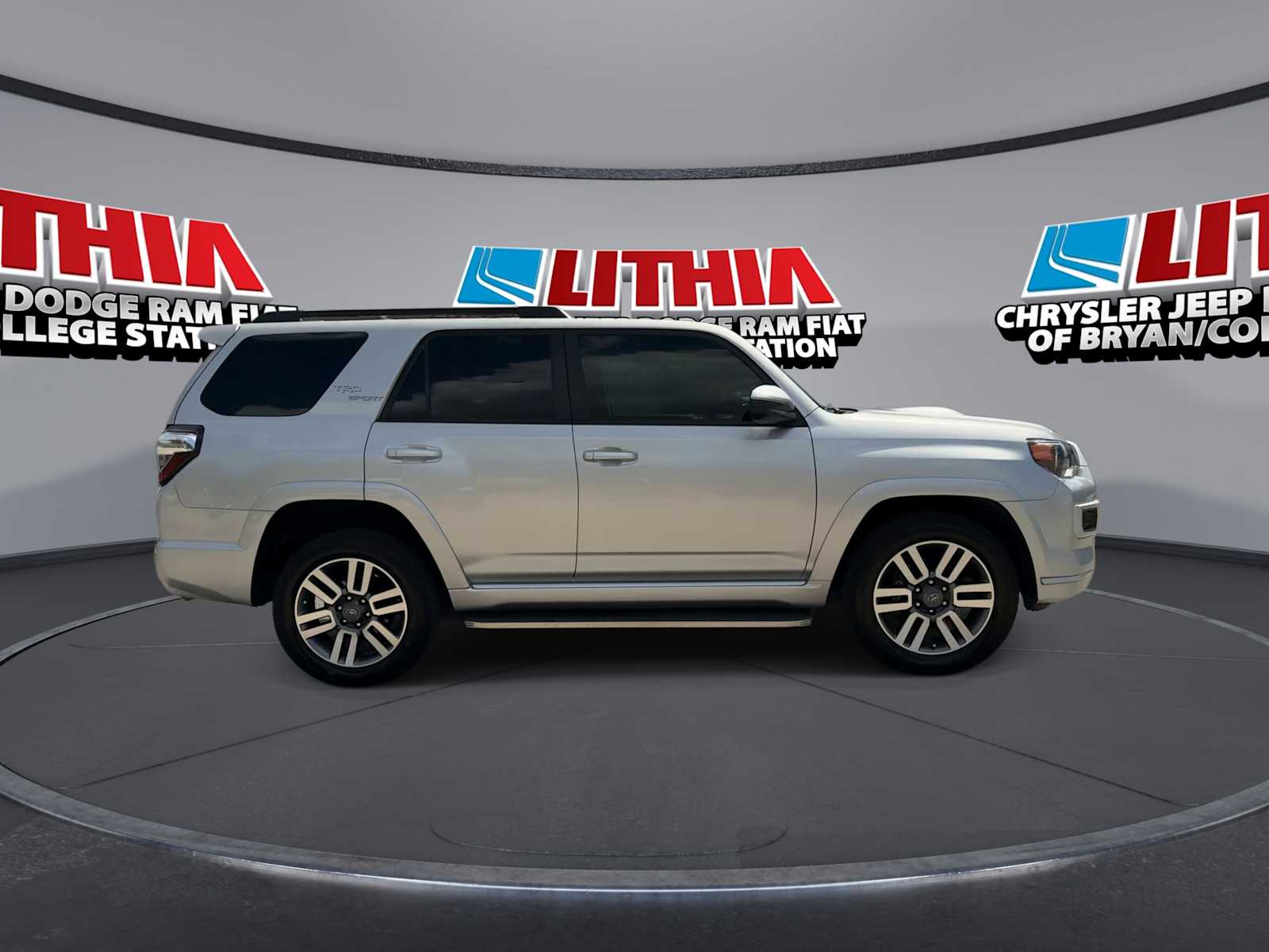 Thumbnail: 2023 Toyota 4Runner - 9
