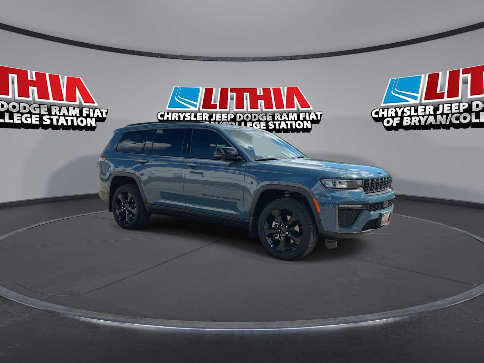 Thumbnail: 2026 Jeep Grand Cherokee - 2