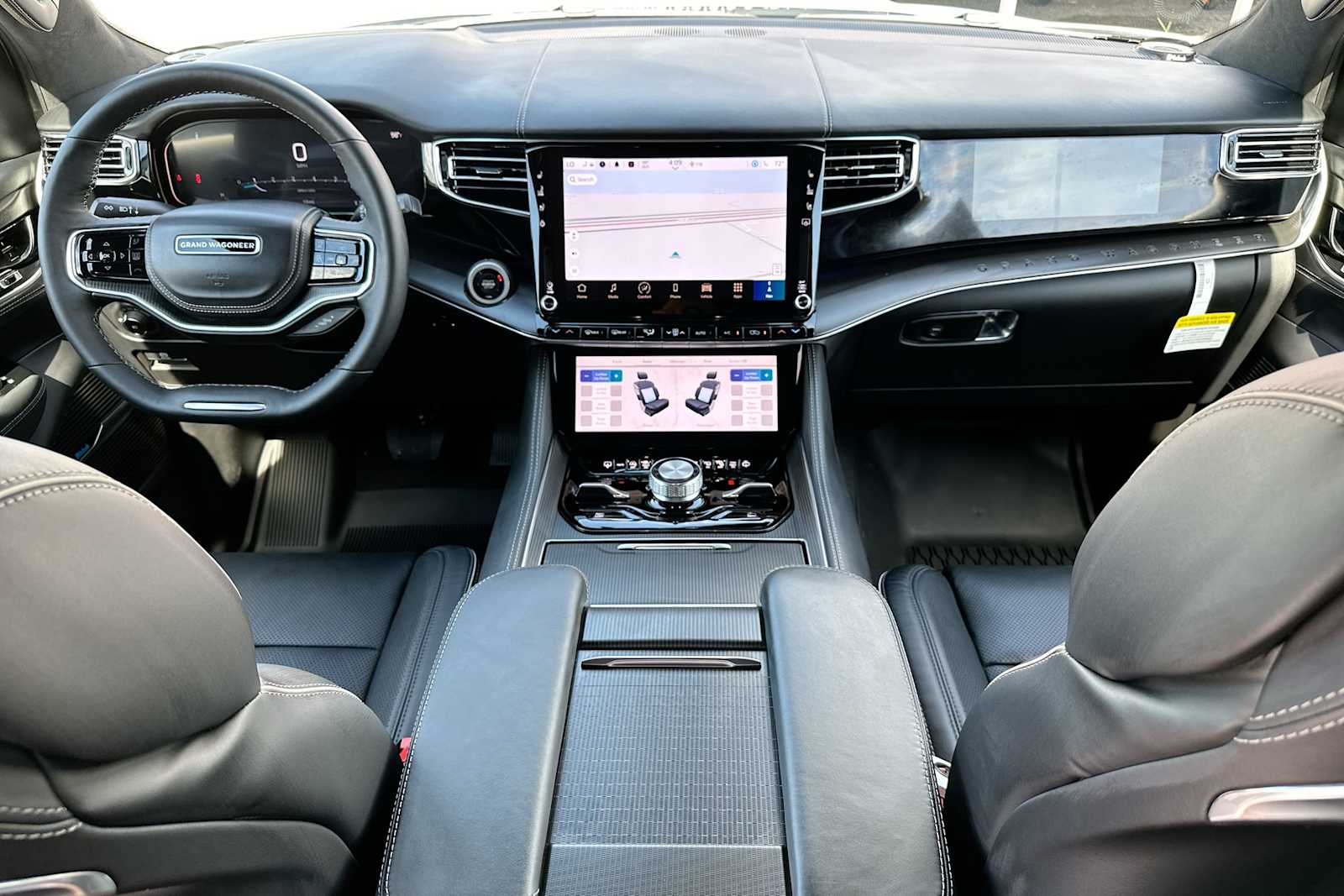 2024 Jeep Grand Wagoneer Obsidian 25