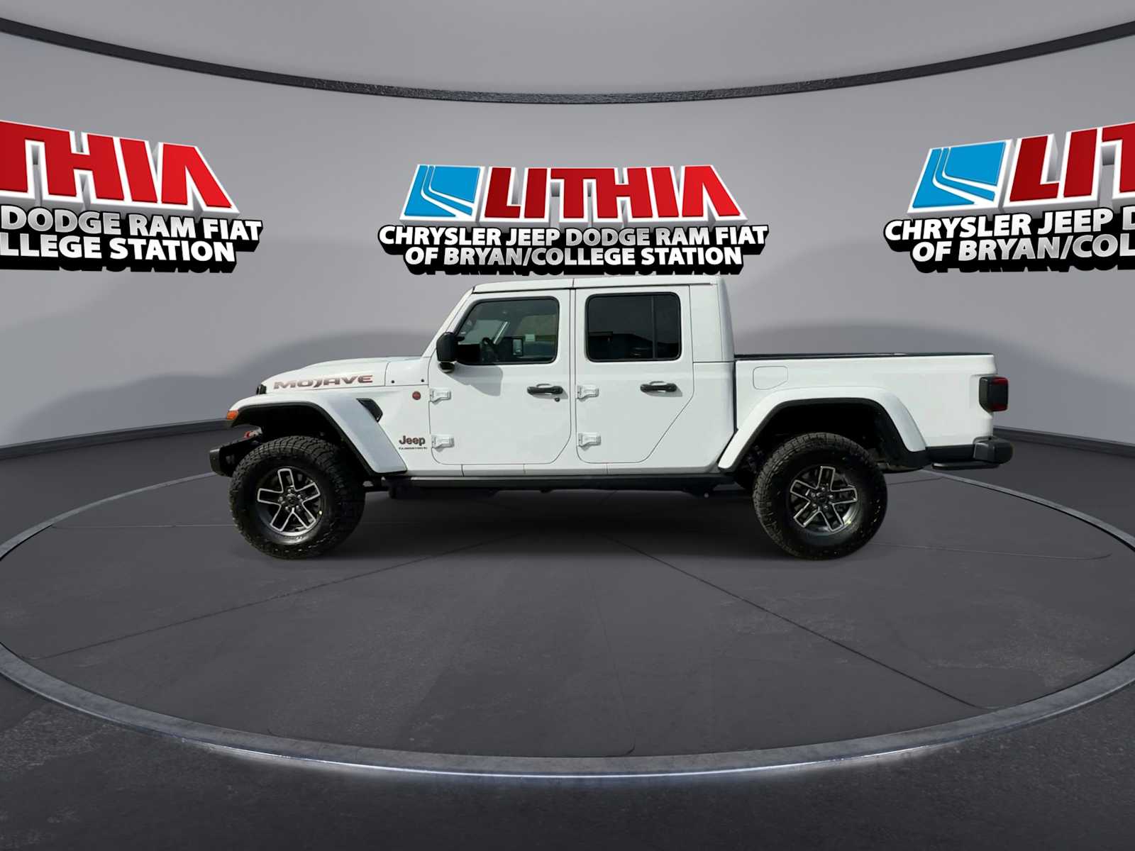 Thumbnail: 2026 Jeep Gladiator - 5