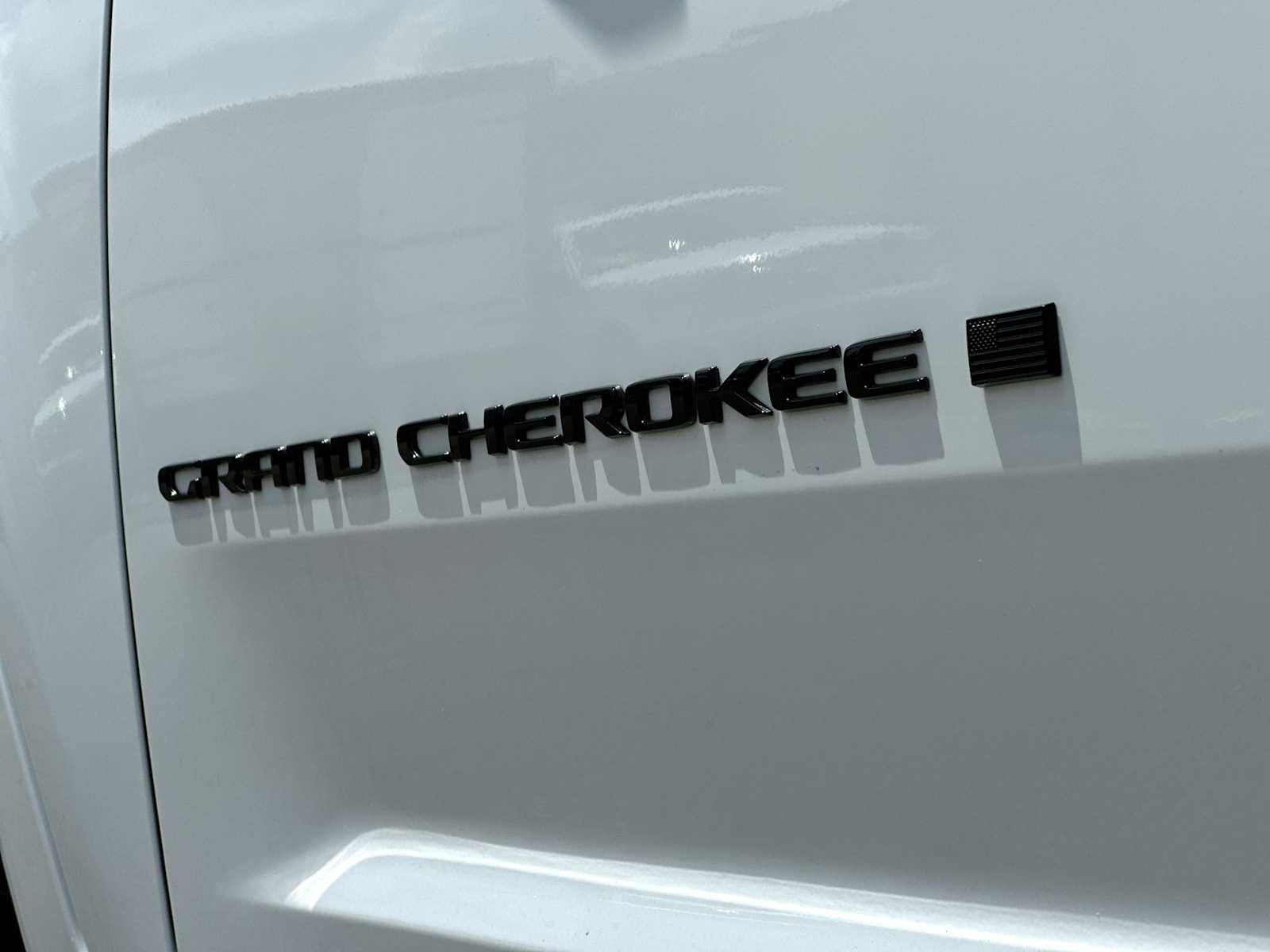 Thumbnail: 2026 Jeep Grand Cherokee - 15