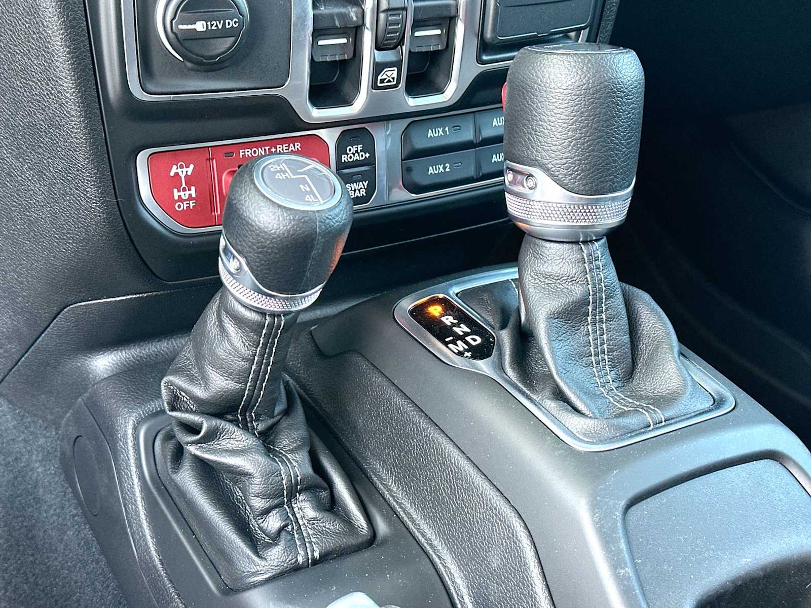 Thumbnail: 2026 Jeep Gladiator - 21