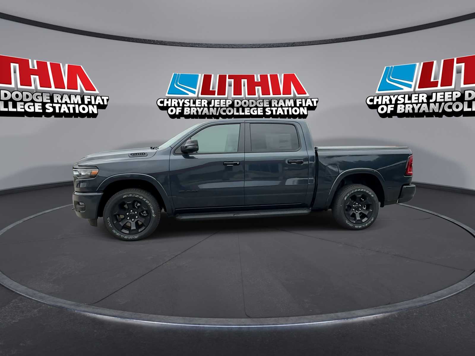 Thumbnail: 2026 RAM 1500 - 4