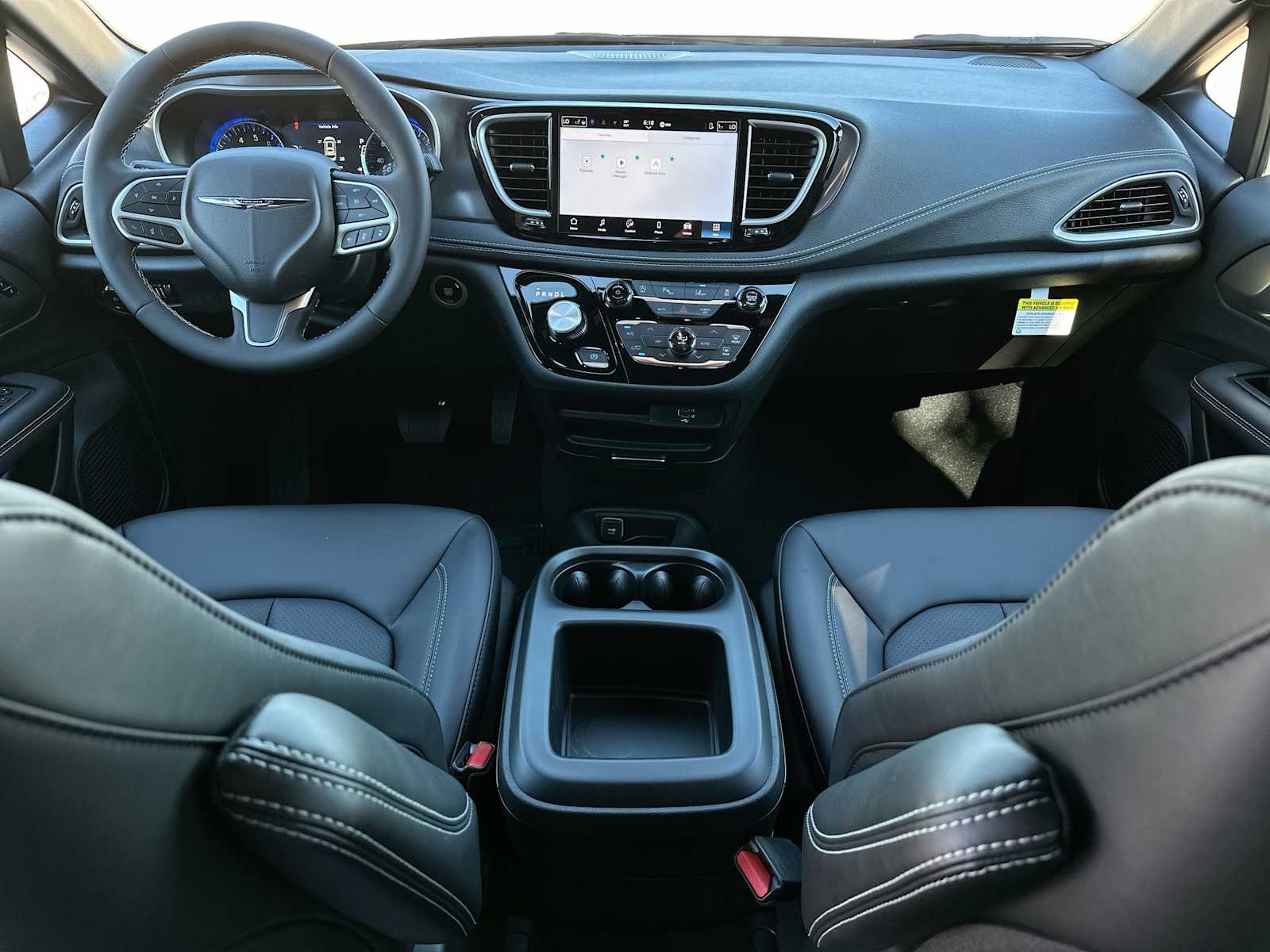 Thumbnail: 2026 Chrysler Pacifica - 25