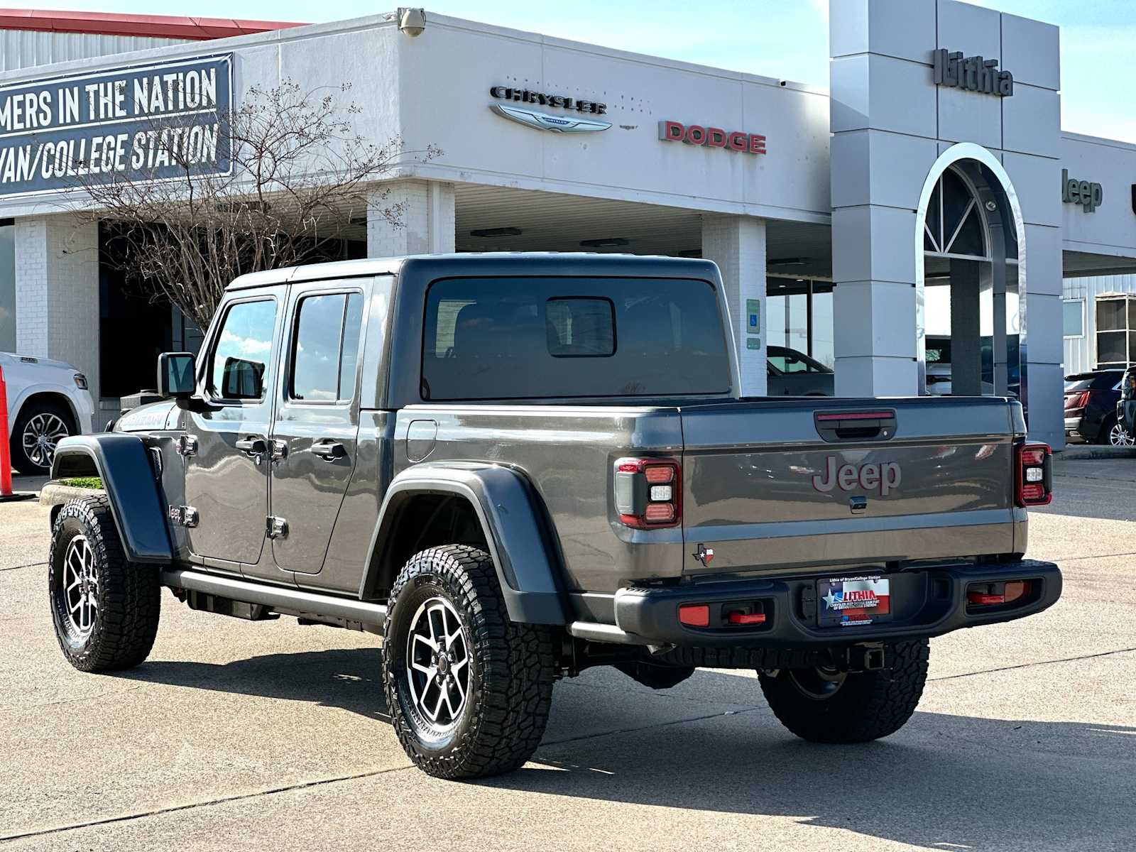 Thumbnail: 2026 Jeep Gladiator - 13