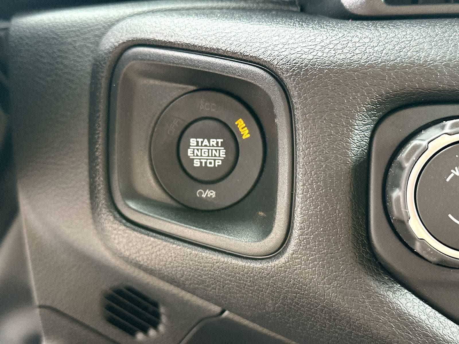 Thumbnail: 2026 Jeep Wrangler - 28