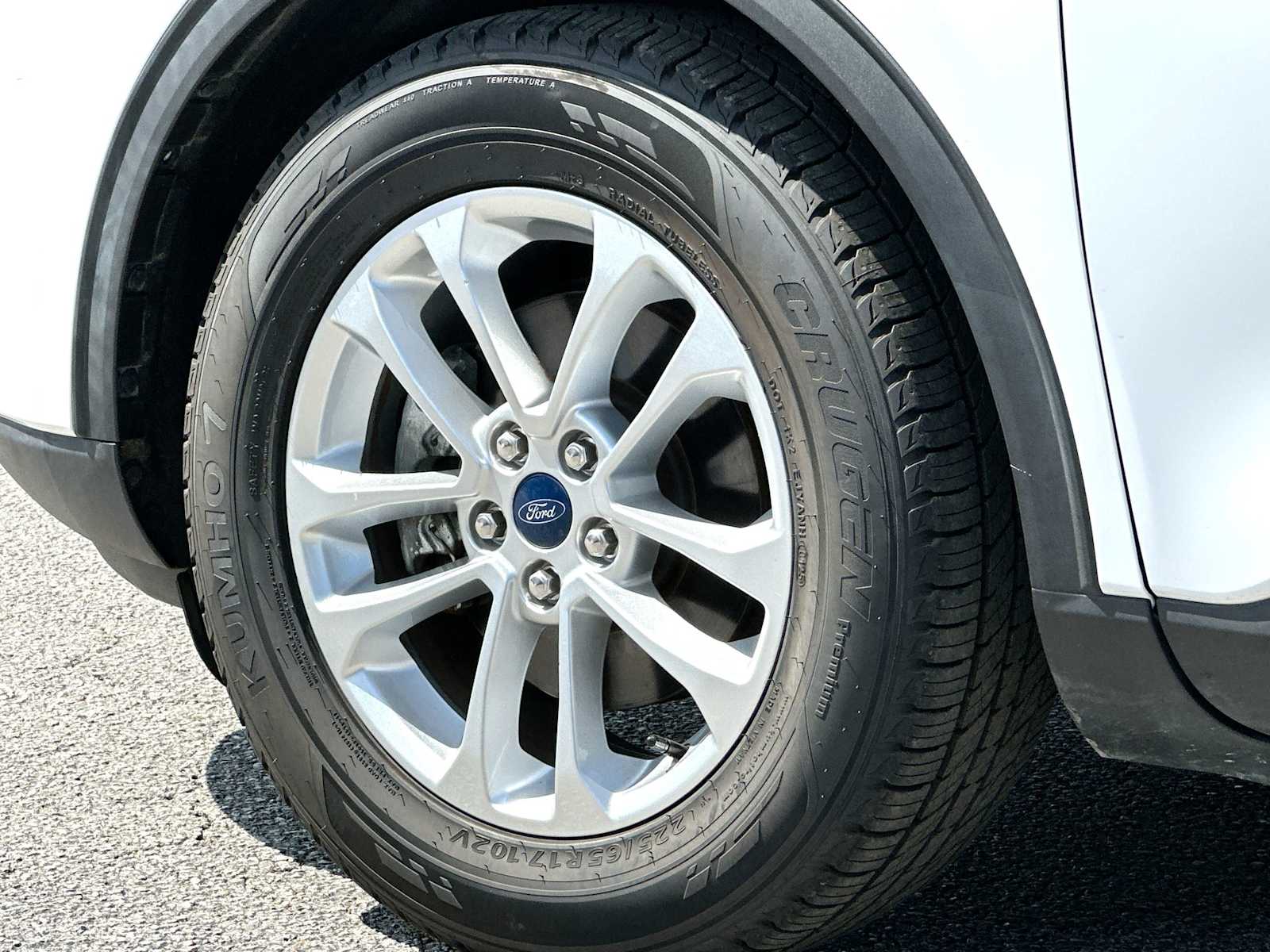 Thumbnail: 2020 Ford Escape - 11