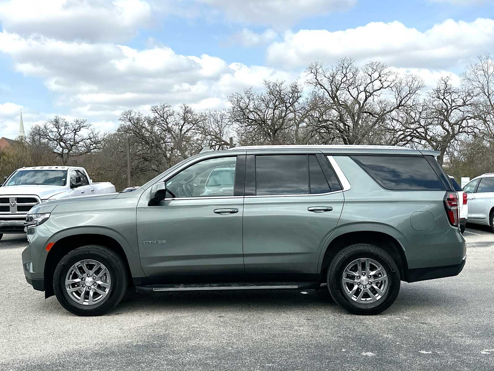 Thumbnail: 2024 Chevrolet Tahoe - 12