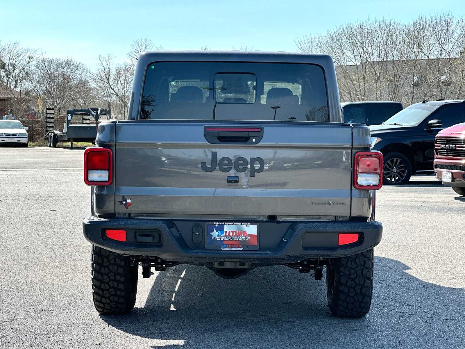 Thumbnail: 2026 Jeep Gladiator - 14