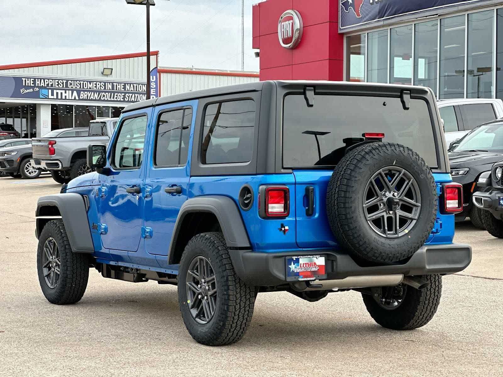 Thumbnail: 2026 Jeep Wrangler - 13