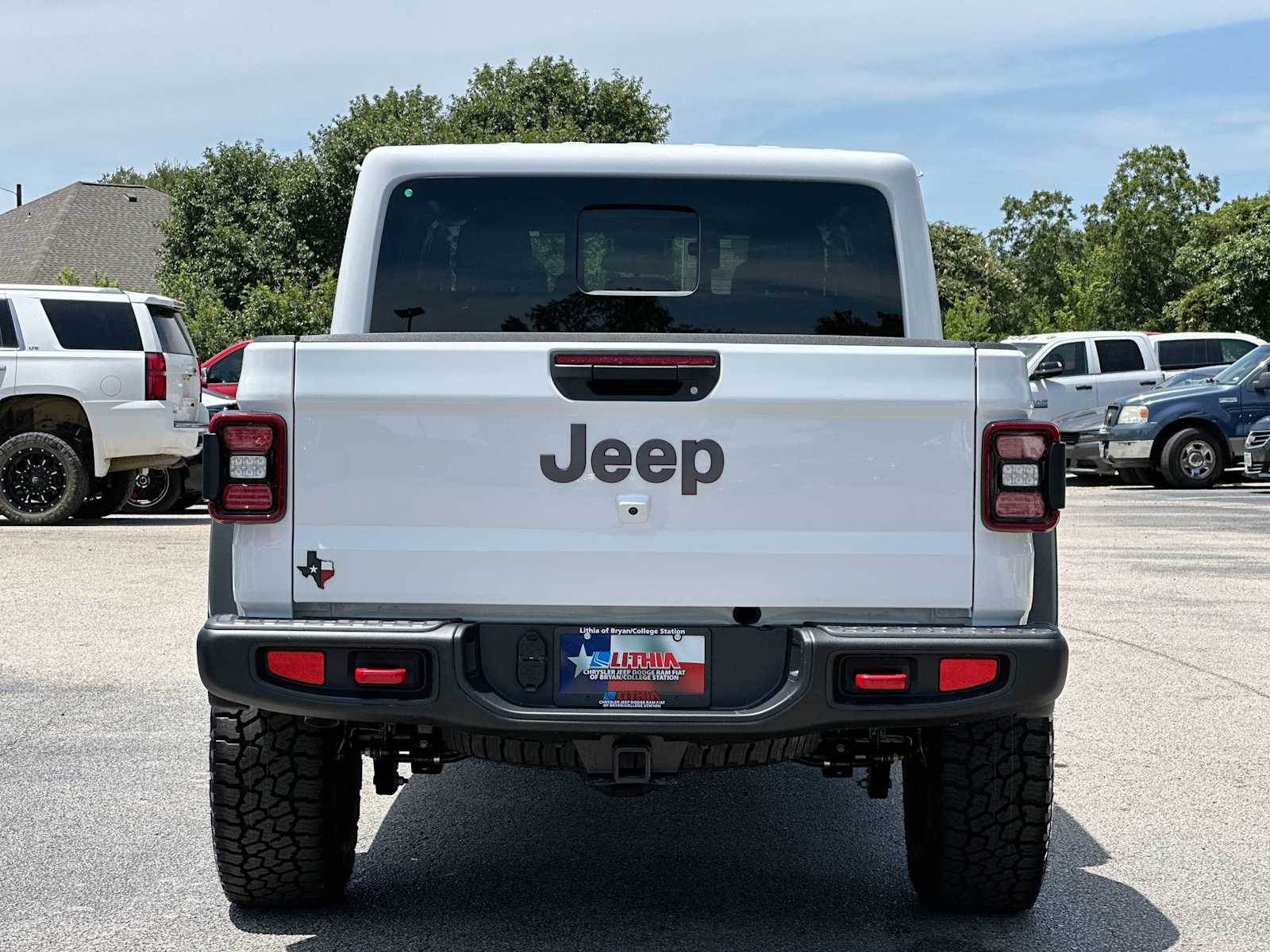 Thumbnail: 2025 Jeep Gladiator - 14
