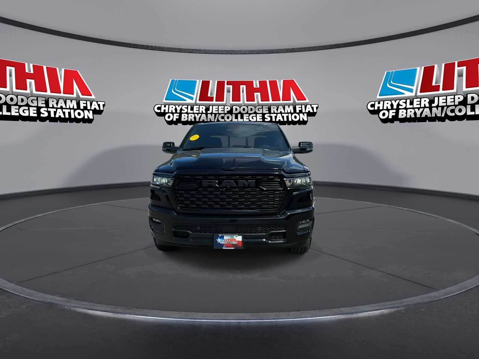 Thumbnail: 2026 RAM 1500 - 3
