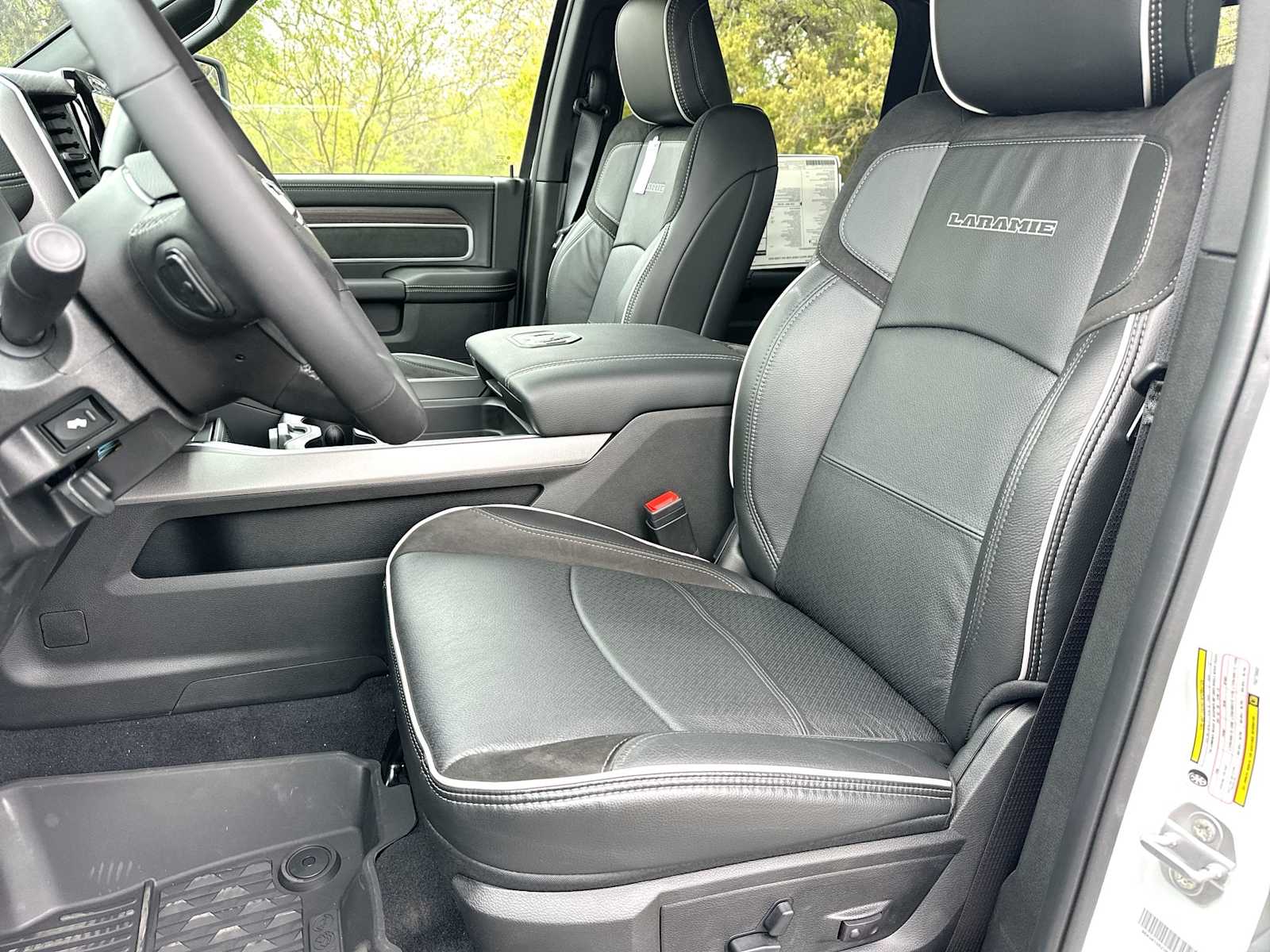 Thumbnail: 2026 RAM 3500 - 17