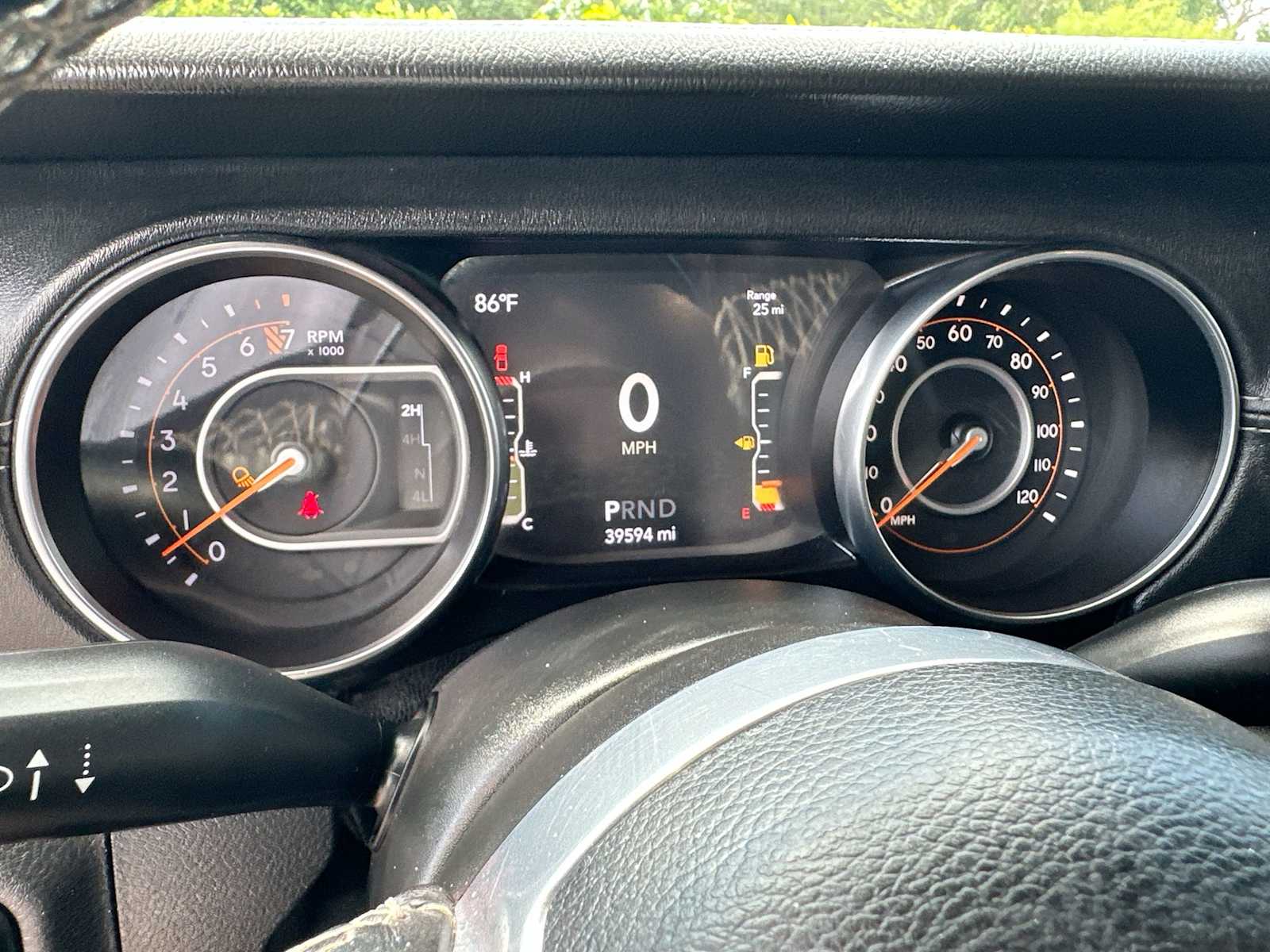 Thumbnail: 2020 Jeep Gladiator - 19