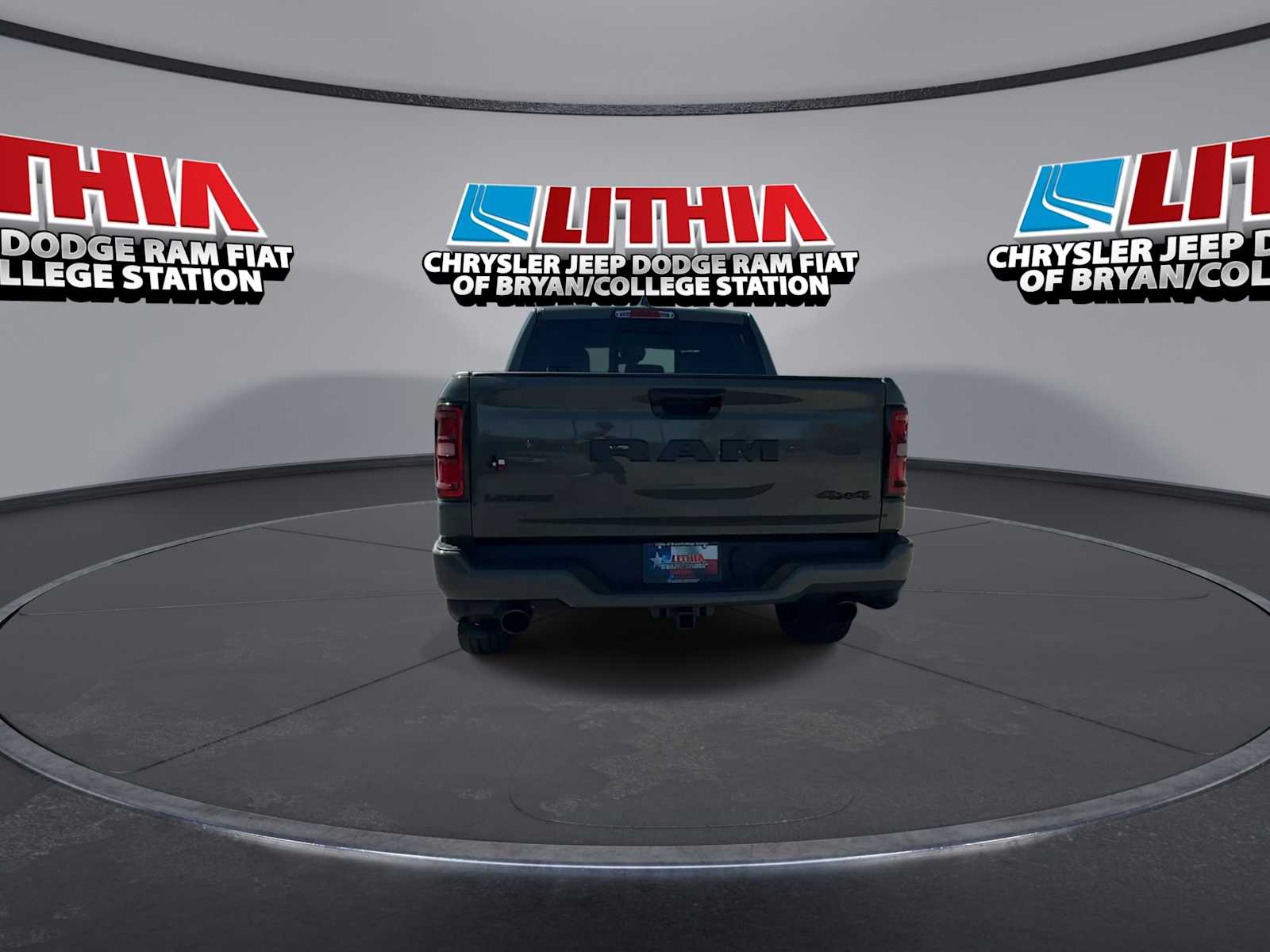 Thumbnail: 2026 RAM 1500 - 7