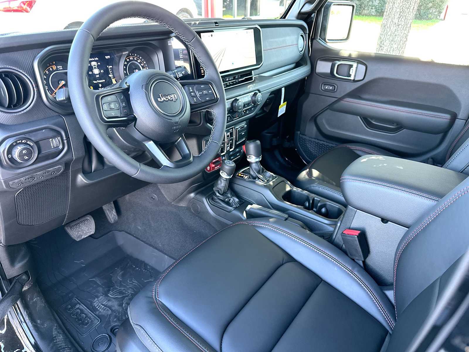 Thumbnail: 2026 Jeep Gladiator - 18