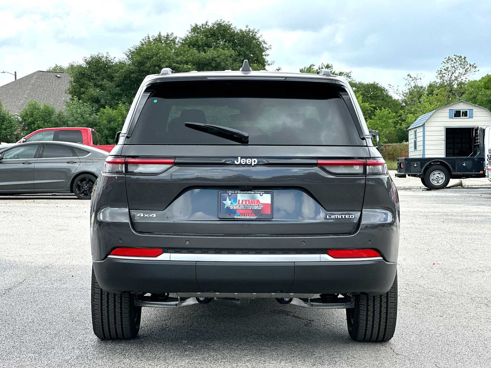 Thumbnail: 2026 Jeep Grand Cherokee - 14