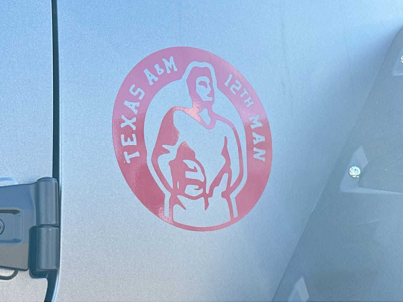 Thumbnail: 2016 Jeep Wrangler - 15