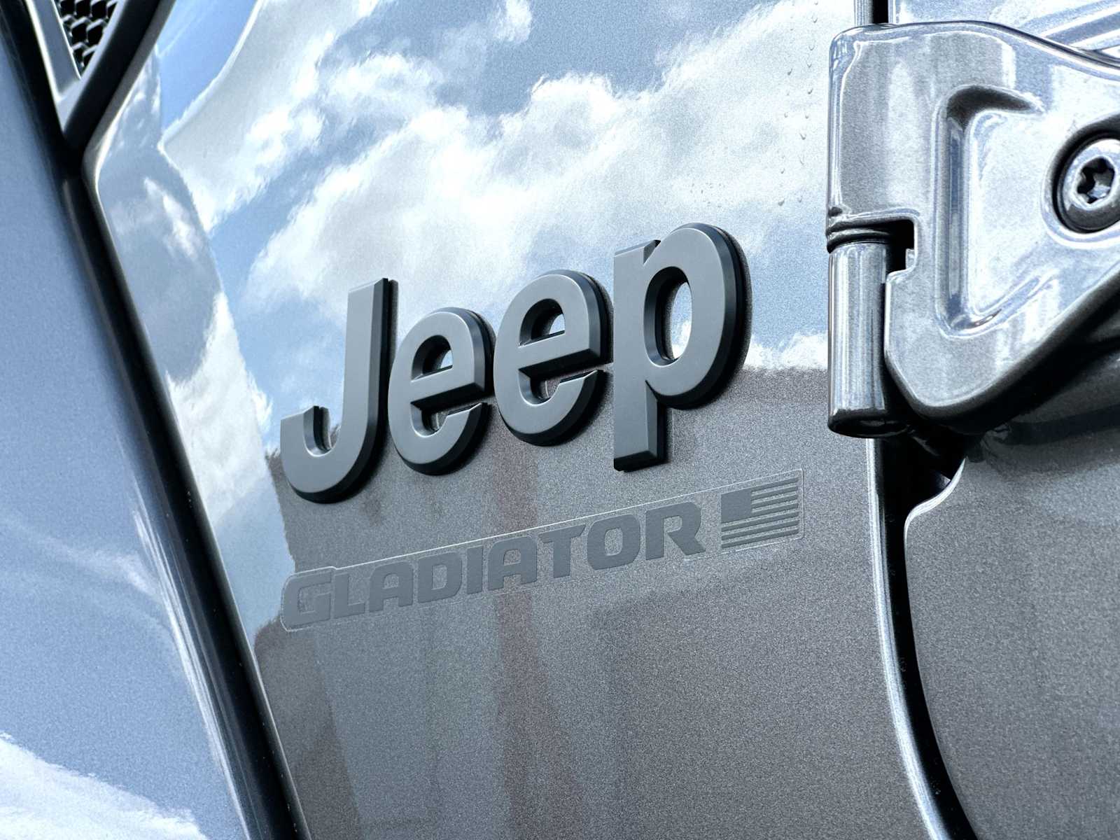 Thumbnail: 2026 Jeep Gladiator - 15
