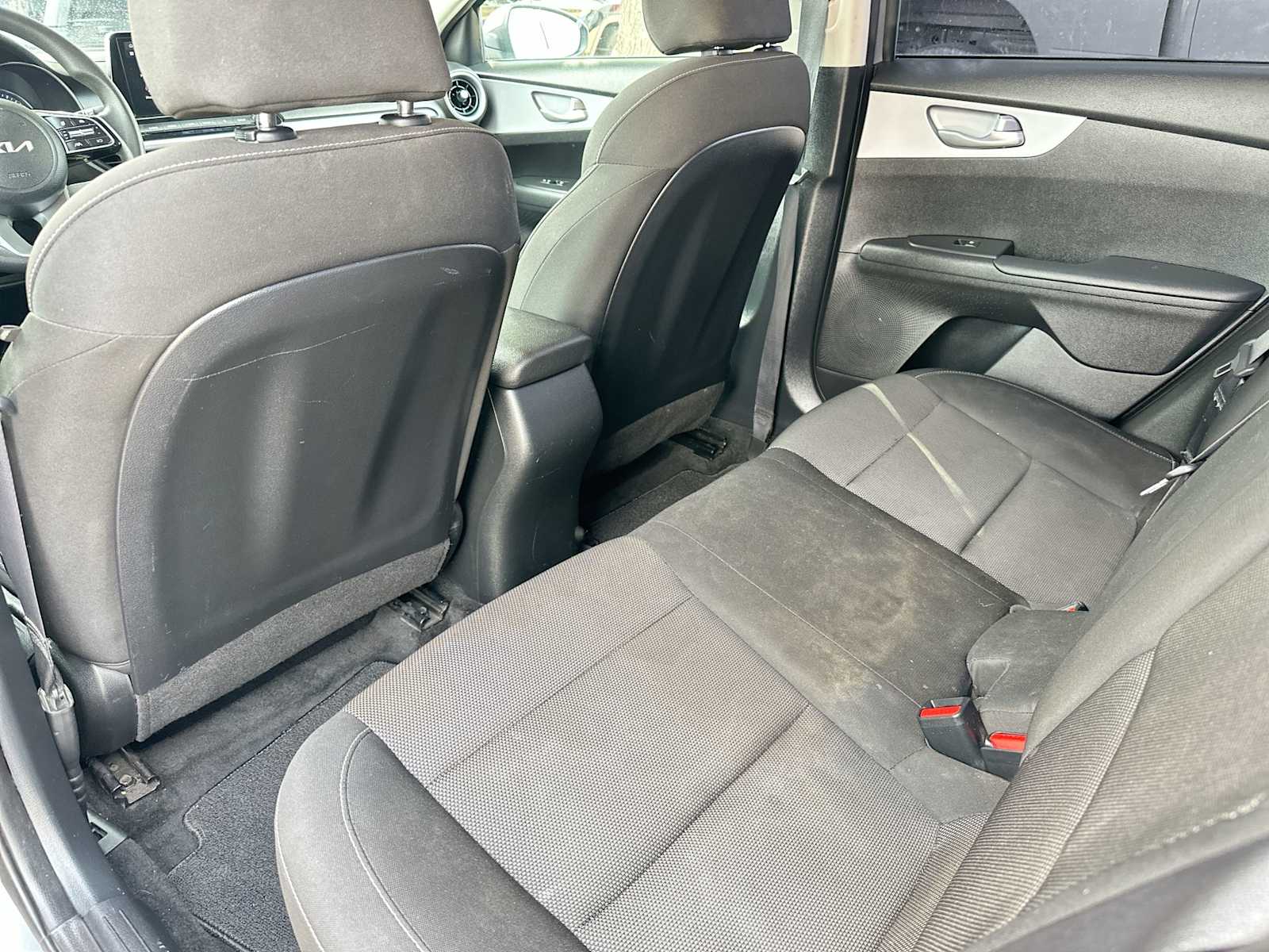 Thumbnail: 2024 Kia Forte - 24