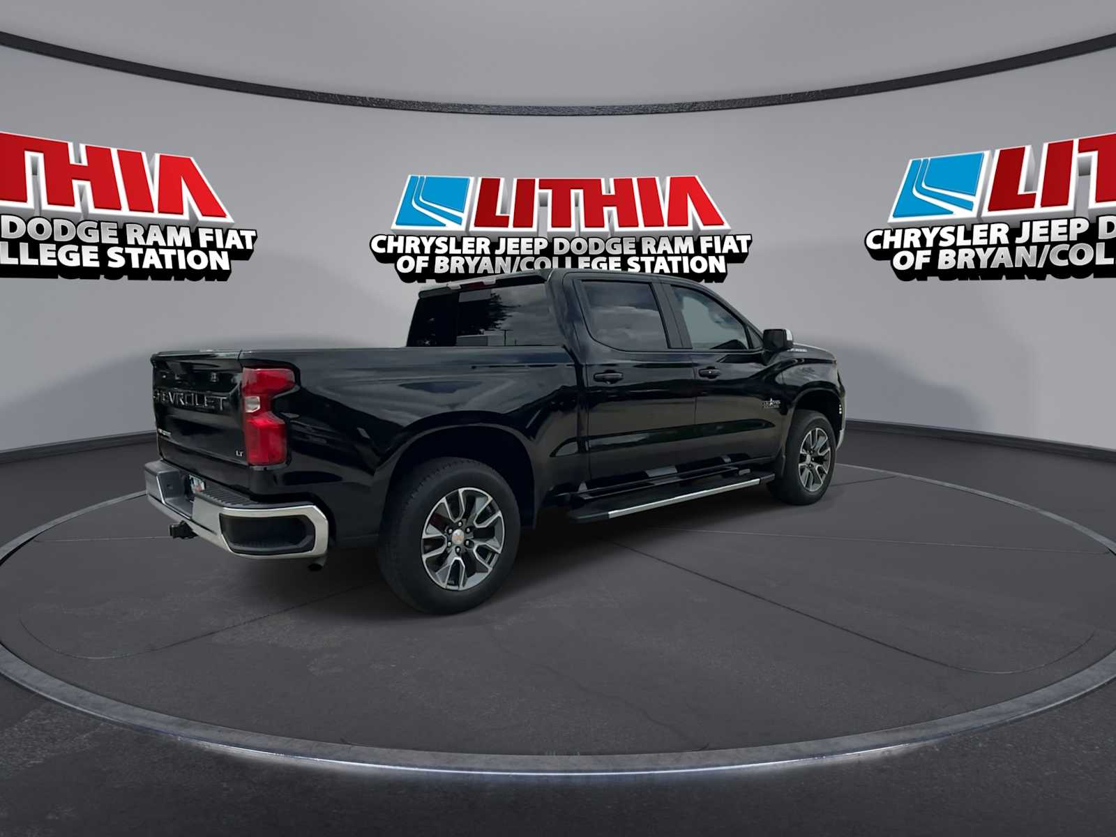 Thumbnail: 2026 Chevrolet Silverado 1500 - 8