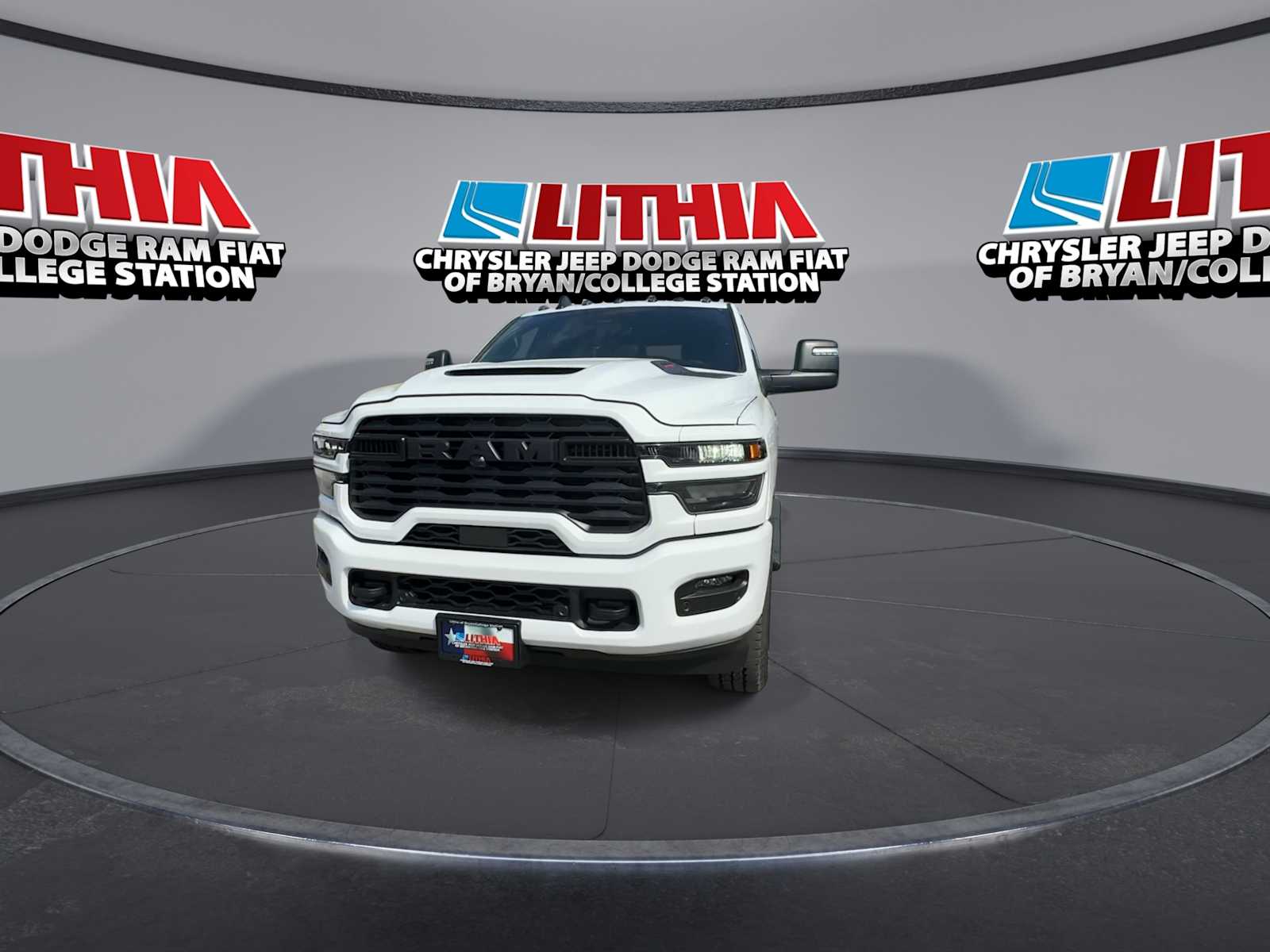 New 2027 Ram 2500 TRADESMAN CREW CAB 4X4 Pickup