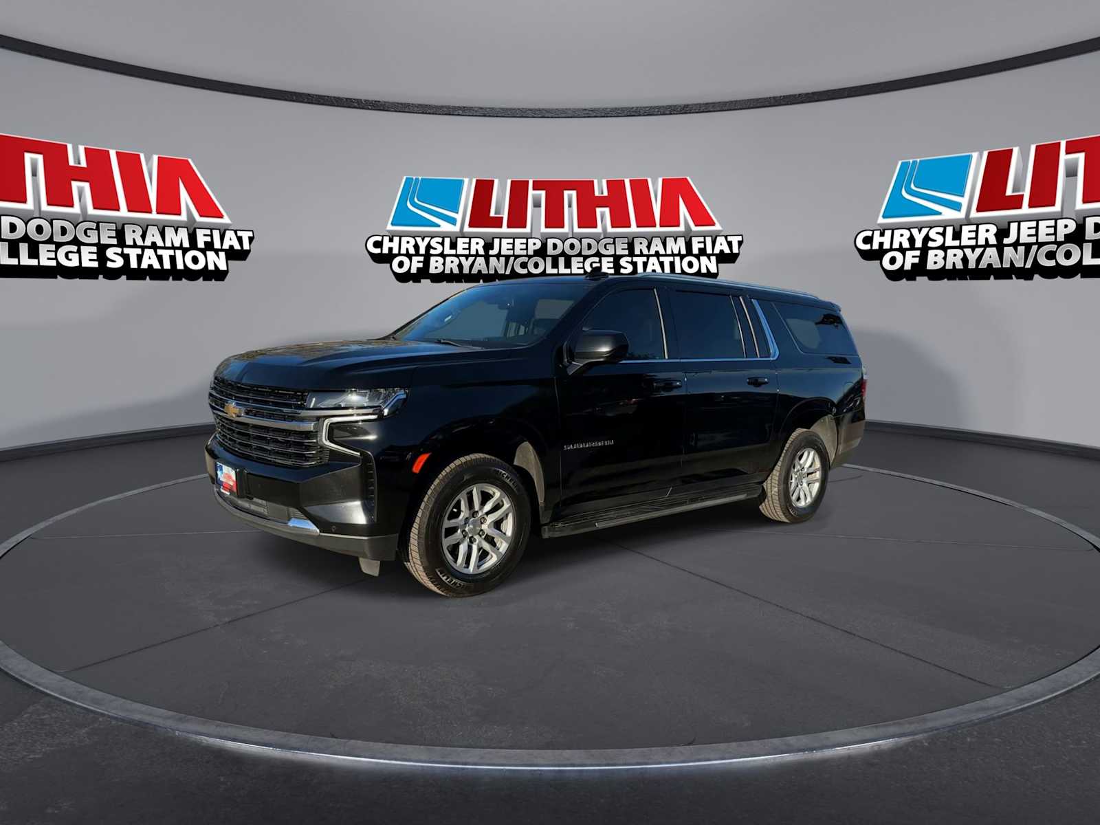 2022 Chevrolet Suburban LT 4