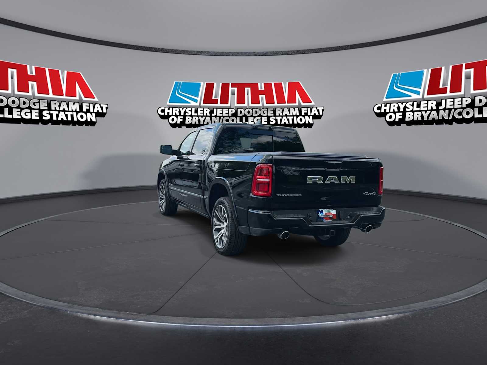 Thumbnail: 2026 RAM 1500 - 6