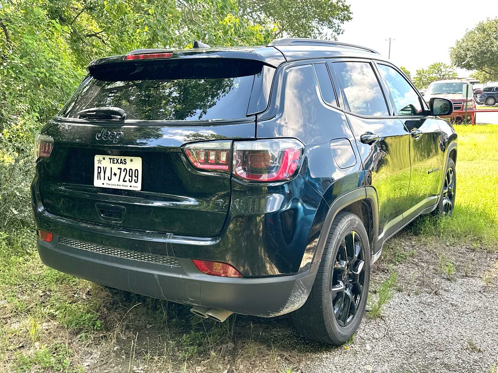 Thumbnail: 2022 Jeep Compass - 3