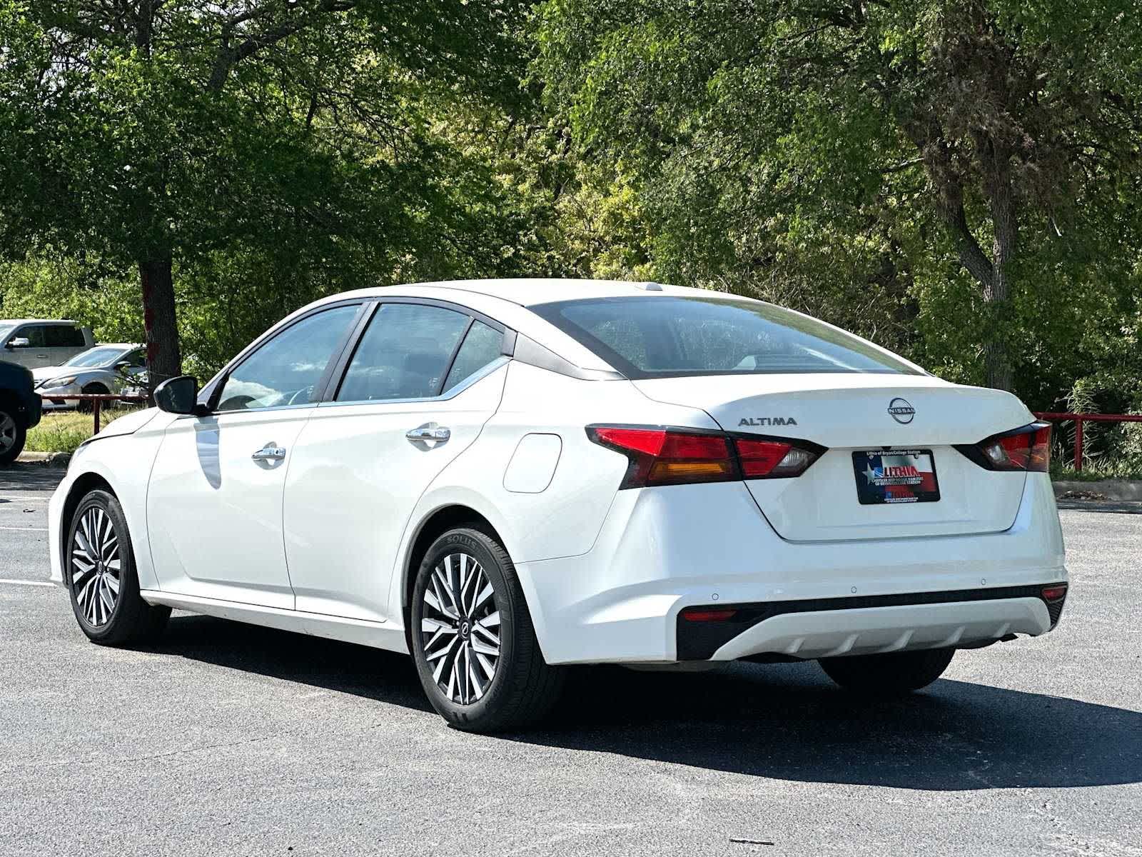 Thumbnail: 2025 Nissan Altima - 13