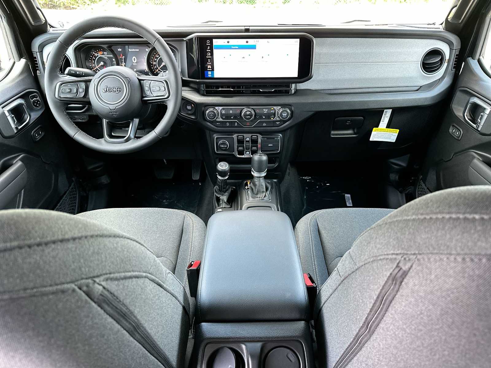 Thumbnail: 2025 Jeep Wrangler - 25