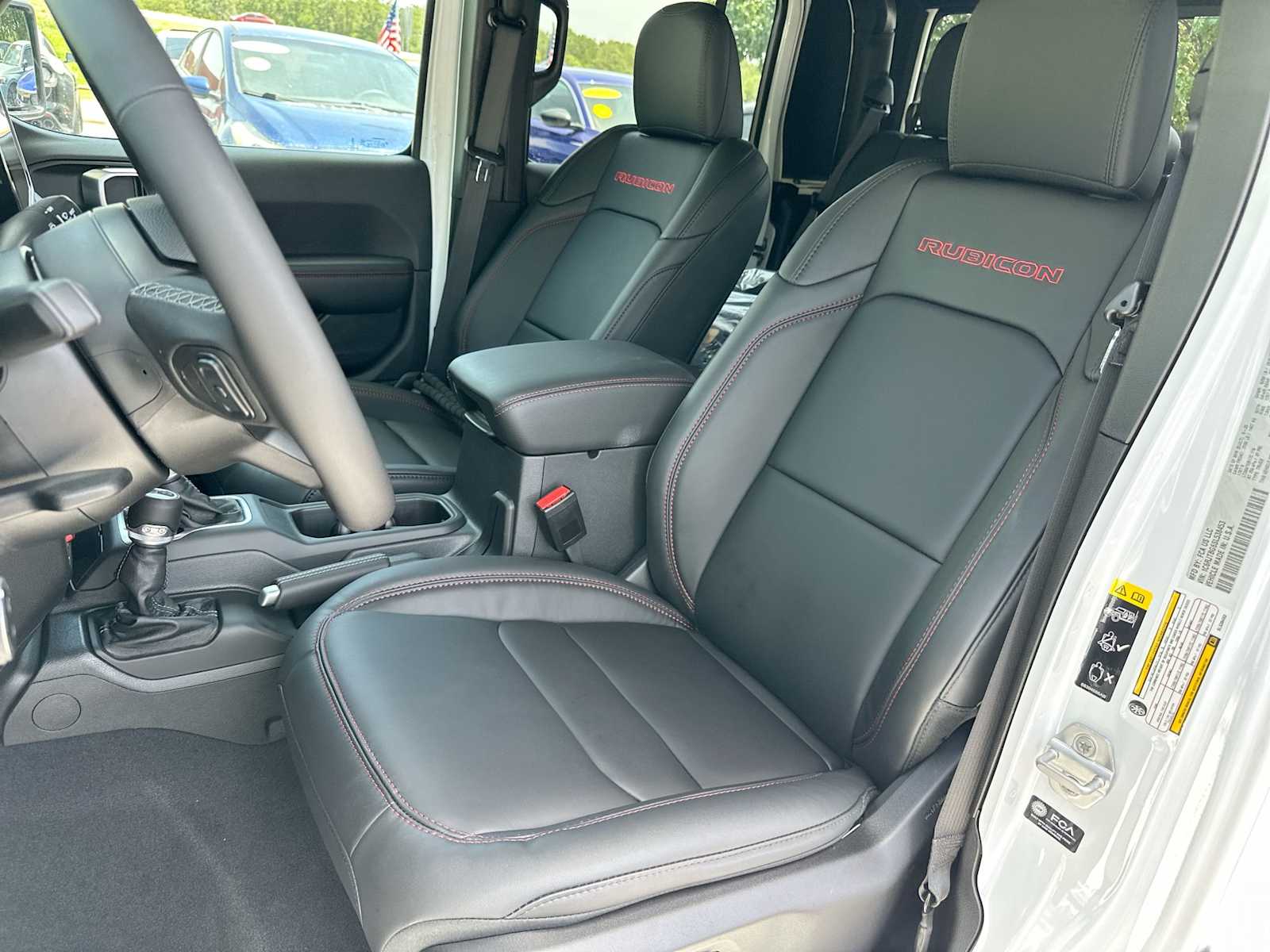 Thumbnail: 2025 Jeep Gladiator - 17