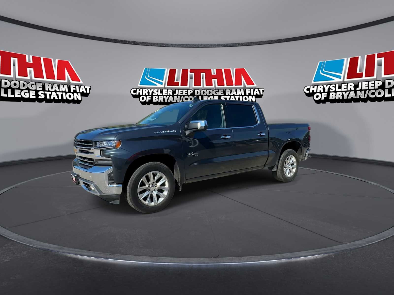 Thumbnail: 2019 Chevrolet Silverado 1500 - 4