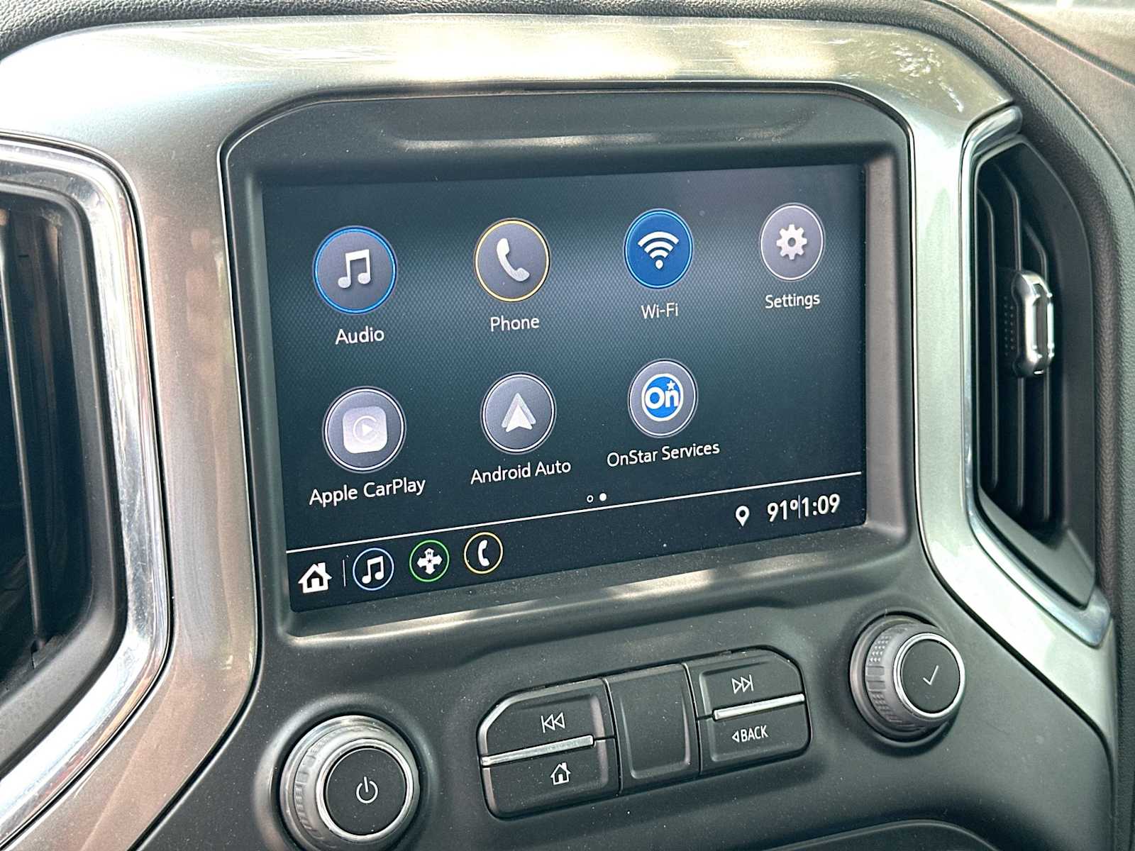 Thumbnail: 2022 Chevrolet Silverado 3500 - 20