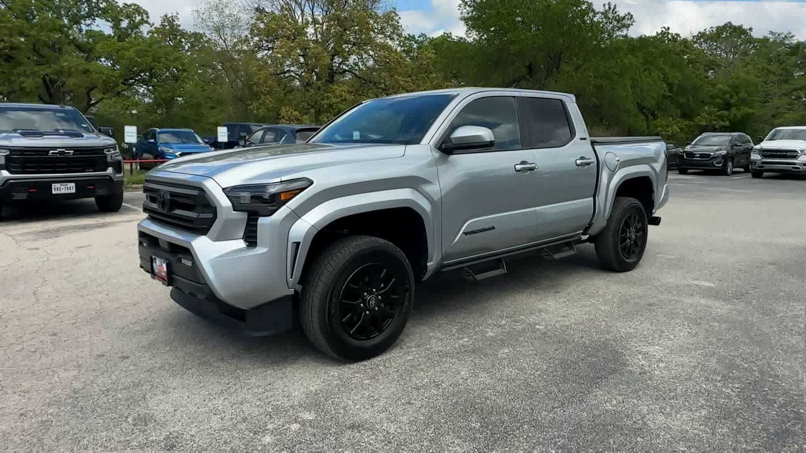 Thumbnail: 2025 Toyota Tacoma - 4