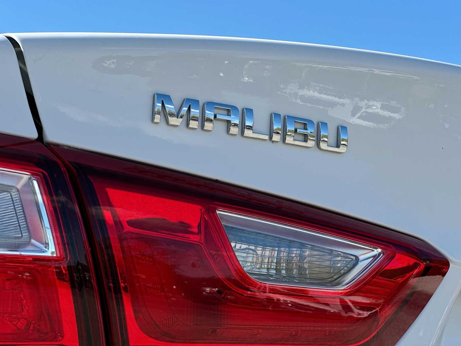 Thumbnail: 2024 Chevrolet Malibu - 15