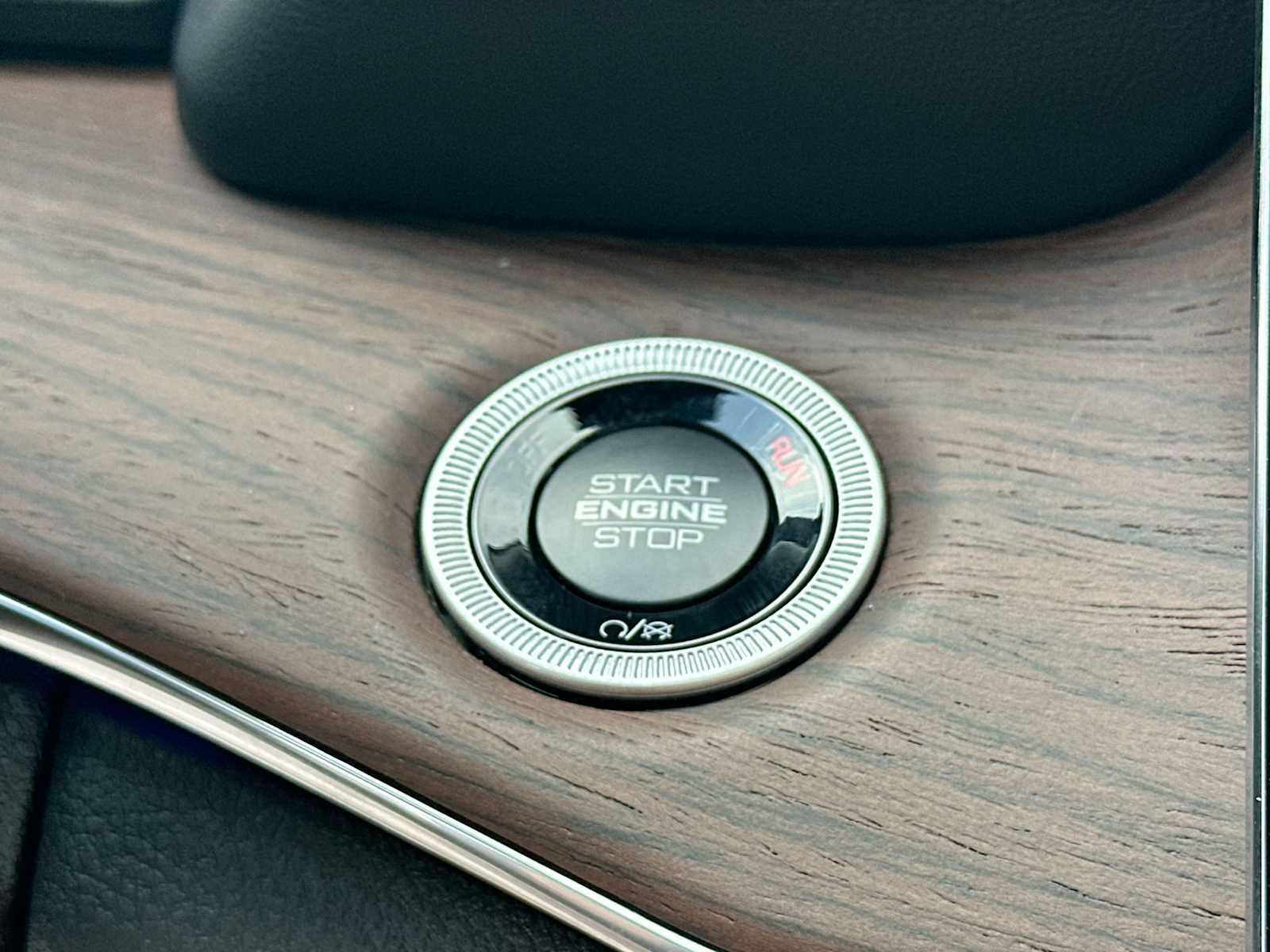 Thumbnail: 2025 Jeep Grand Cherokee - 28